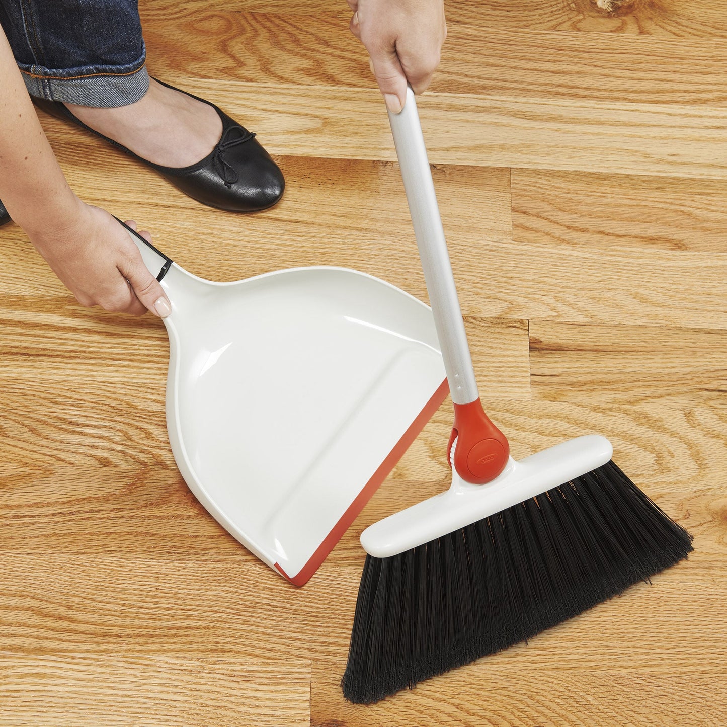 any-angle-broom-x9 1336580_5_any-angle_broom.jpg