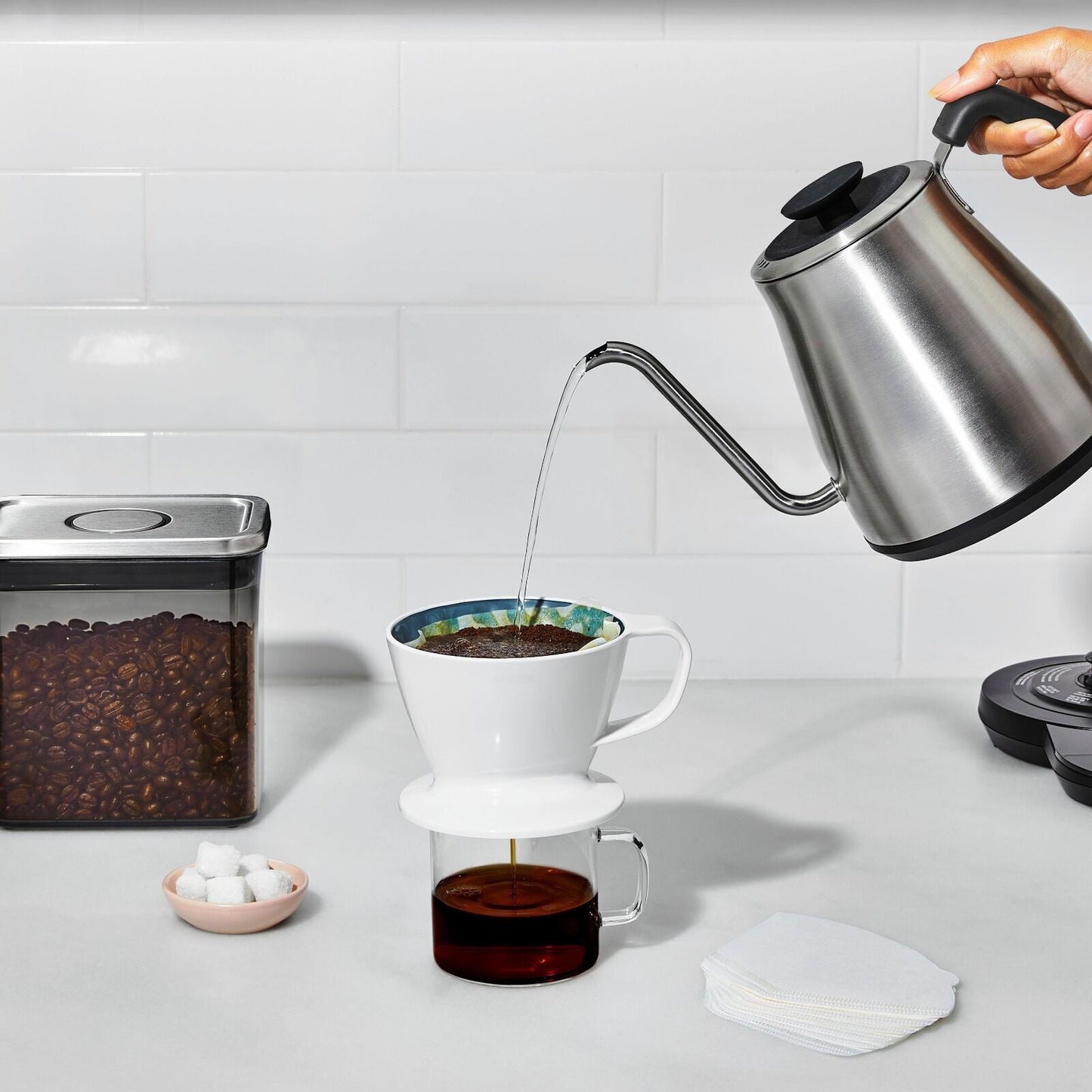 adjustable-temperature-pour-over-kettle-z3 brew_adjustabletemperaturekettle_8717100v2_06.jpg