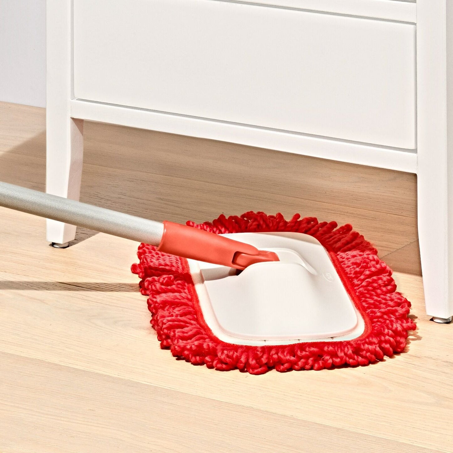 wet-and-dry-microfiber-mop-q0 gg_12423100_wet-dry-floor-mop_pdp_04.jpeg