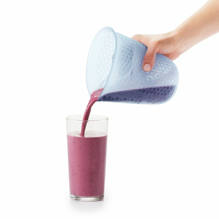 4-cup-squeeze-and-pour-measuring-cup-m3 measuring_cup_1.jpg