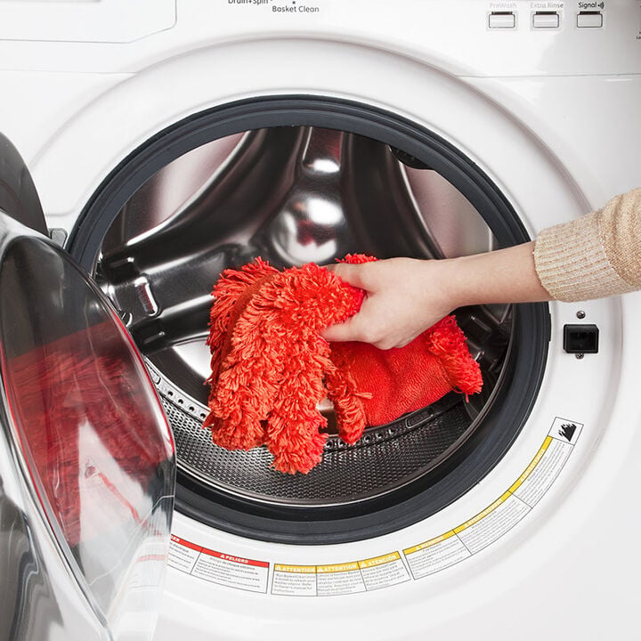 oxo-microfiber-under-appliance-duster-refill-q8 t_6__1_2.jpg