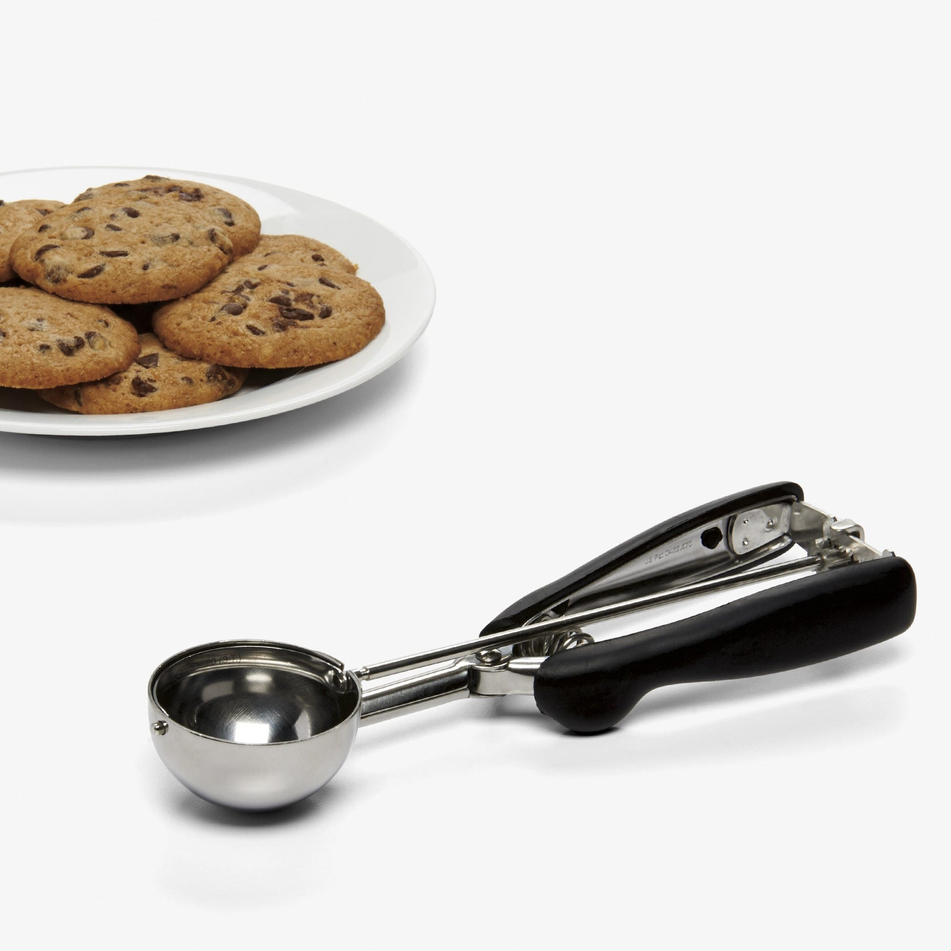 large-cookie-scoop-q0 1044082_5_large_cookie_scoop.jpg