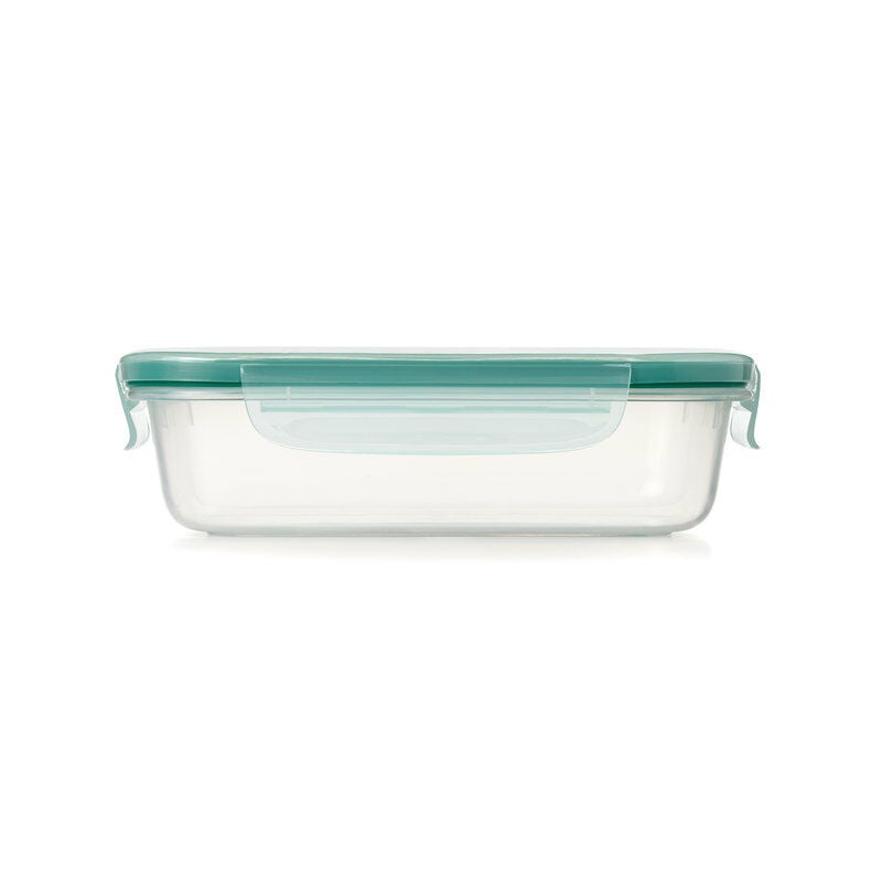 oxo-good-grips-5-1-cup-smart-seal-plastic-container-d0 11175100snap5point1cup.jpg