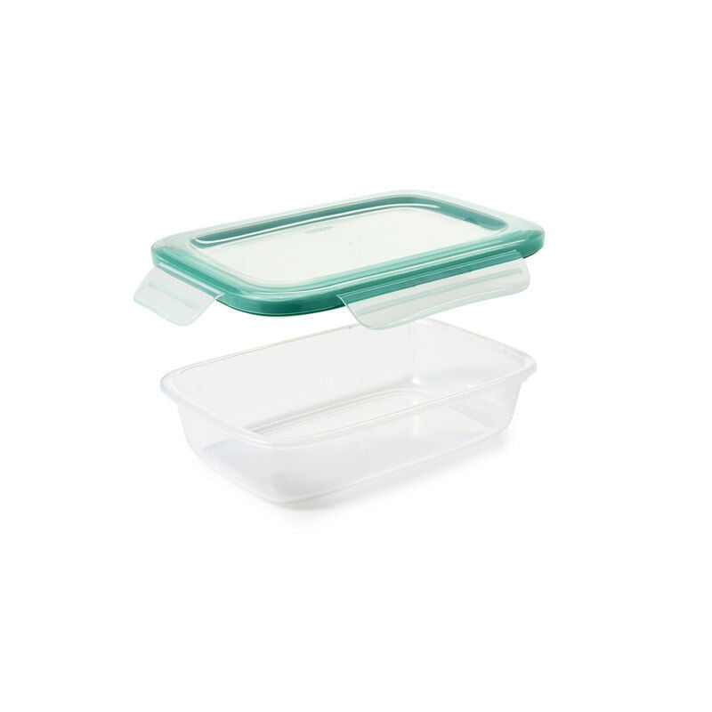 oxo-good-grips-5-1-cup-smart-seal-plastic-container-d0 11175100snap5point1cup1.jpg