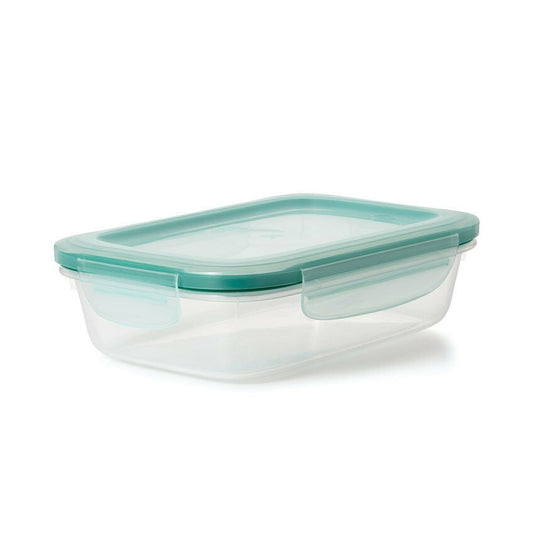 oxo-good-grips-5-1-cup-smart-seal-plastic-container-d0 11175100snap5point1cup2.jpg