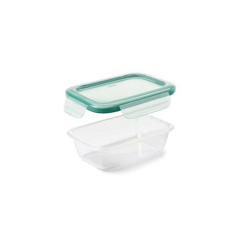 oxo-good-grips-3-cup-smart-seal-plastic-container-q3 11175300snap3cup2.jpg