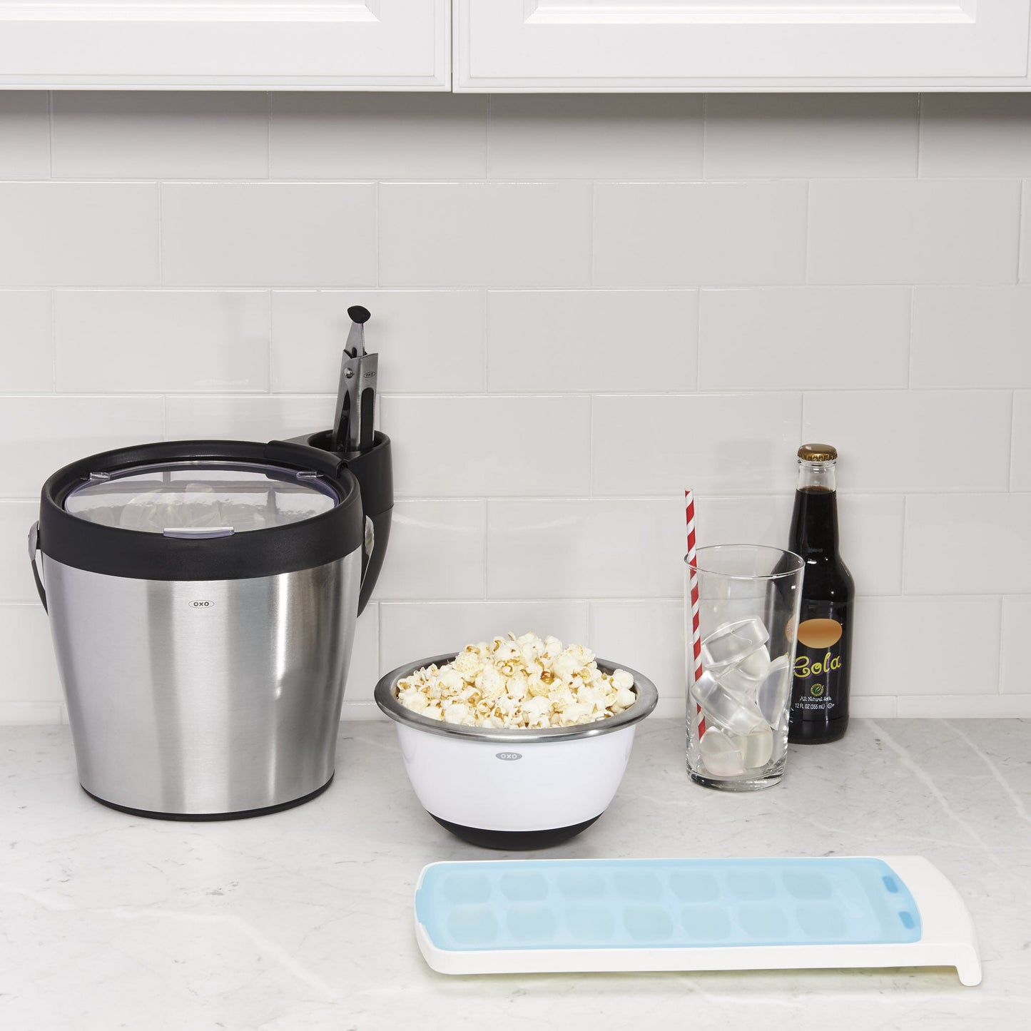 no-spill-ice-cube-tray-j6 1132080_6_no-spill_ice_cube_tray.jpg