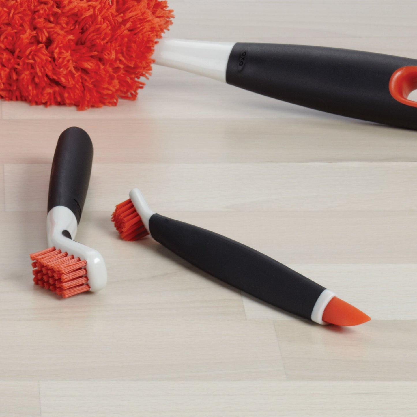 deep-clean-brush-set-d7 1285700_5_deep_clean_brush_set_-_orange.jpg