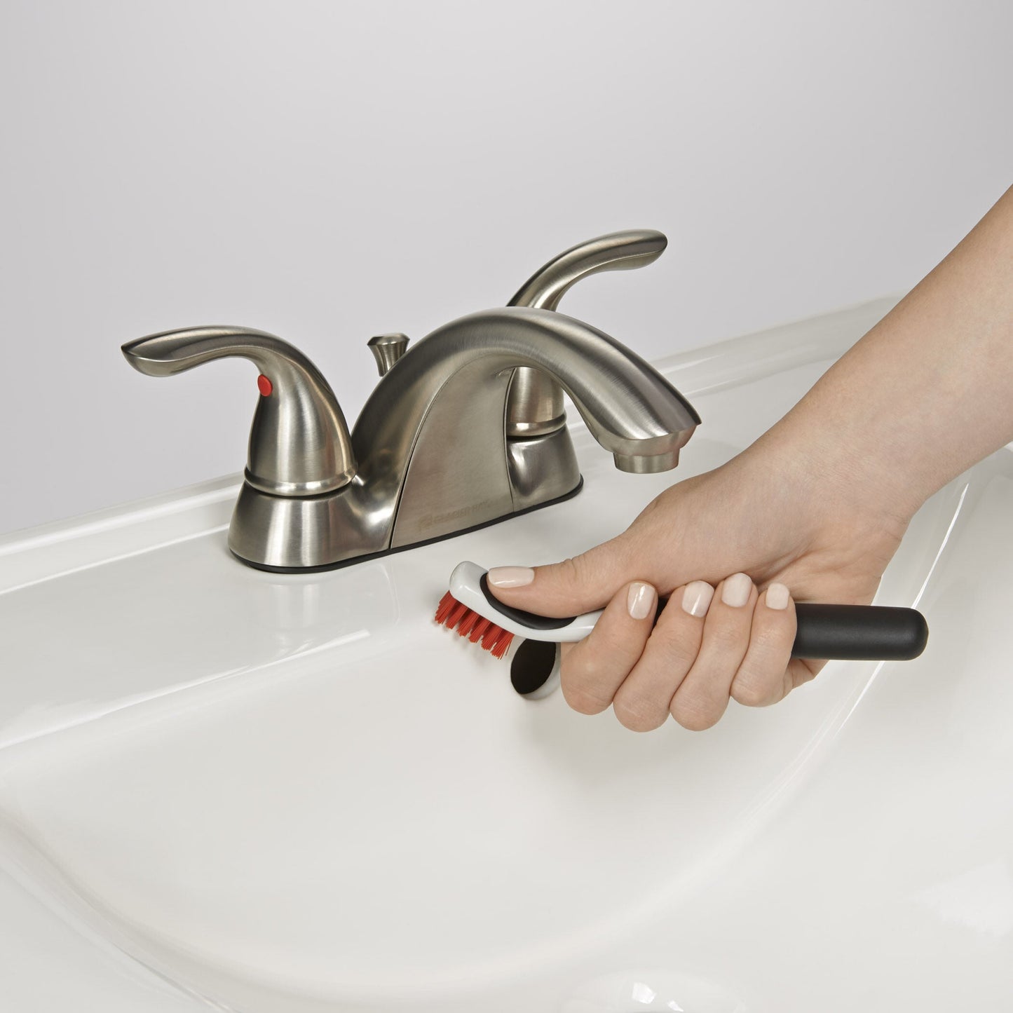 deep-clean-brush-set-d7 1285700_7_deep_clean_brush_set_-_orange.jpg