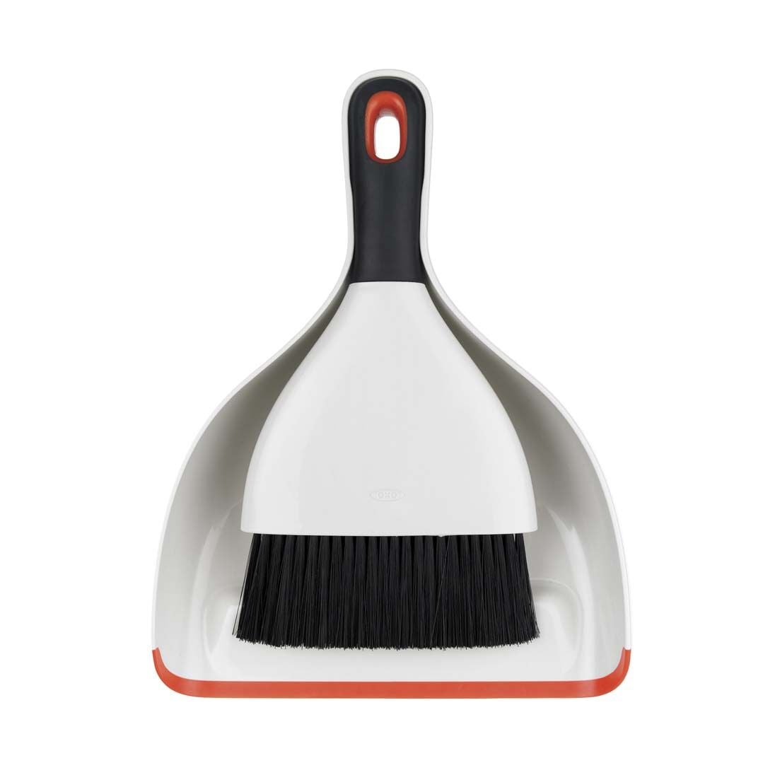 dustpan-and-brush-set-j6 1334480.jpg