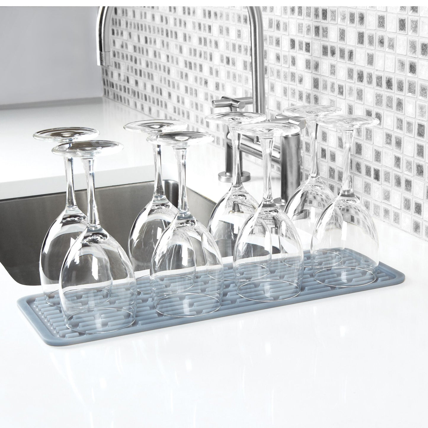 silicone-wine-glass-drying-mat-f5 1372100_3_silicone_wine_glass_drying_mat.jpg