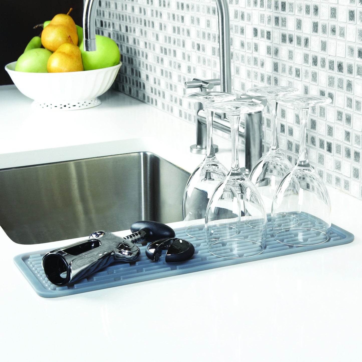 silicone-wine-glass-drying-mat-f5 1372100_5_silicone_wine_glass_drying_mat.jpg
