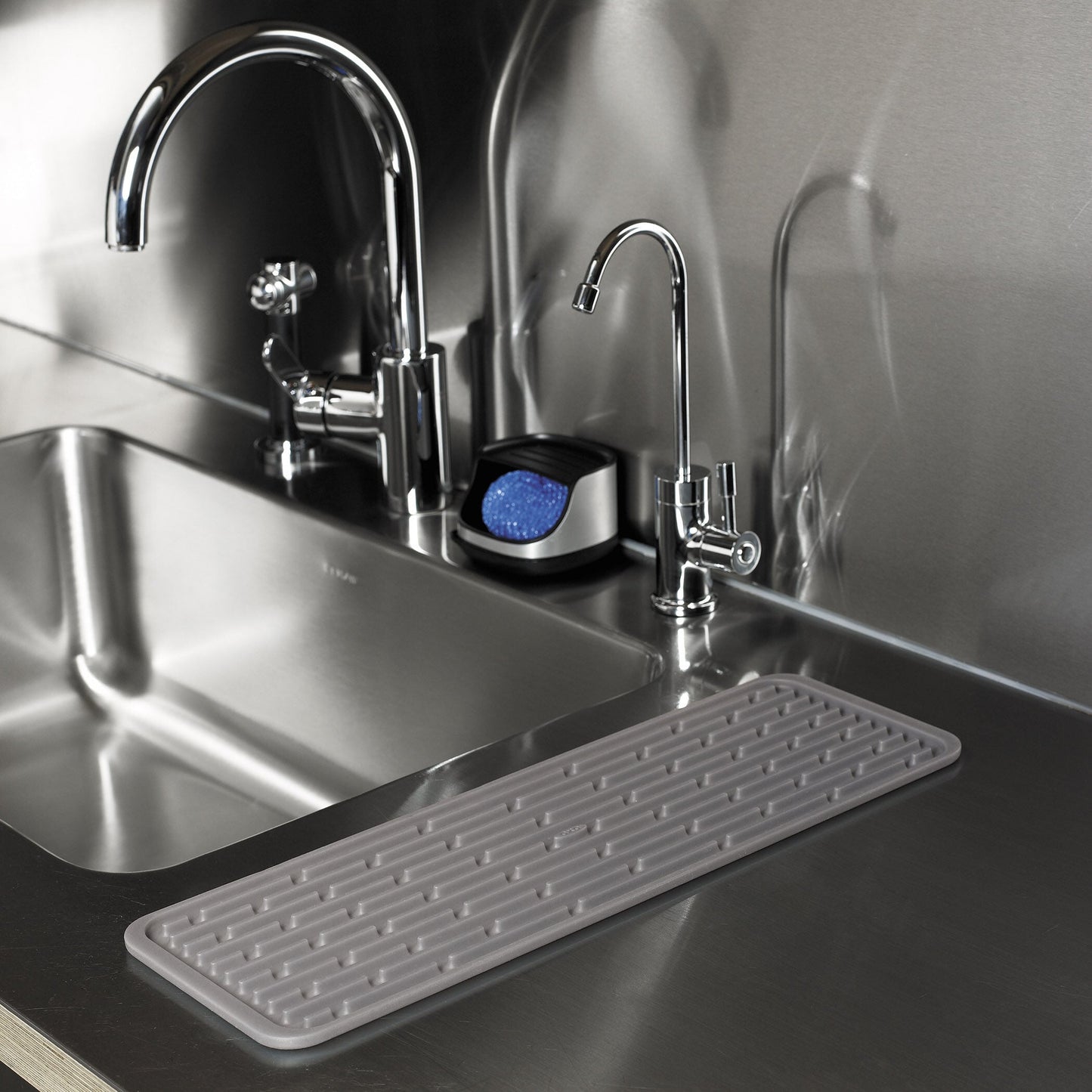 silicone-wine-glass-drying-mat-f5 1372100_6_silicone_wine_glass_drying_mat.jpg