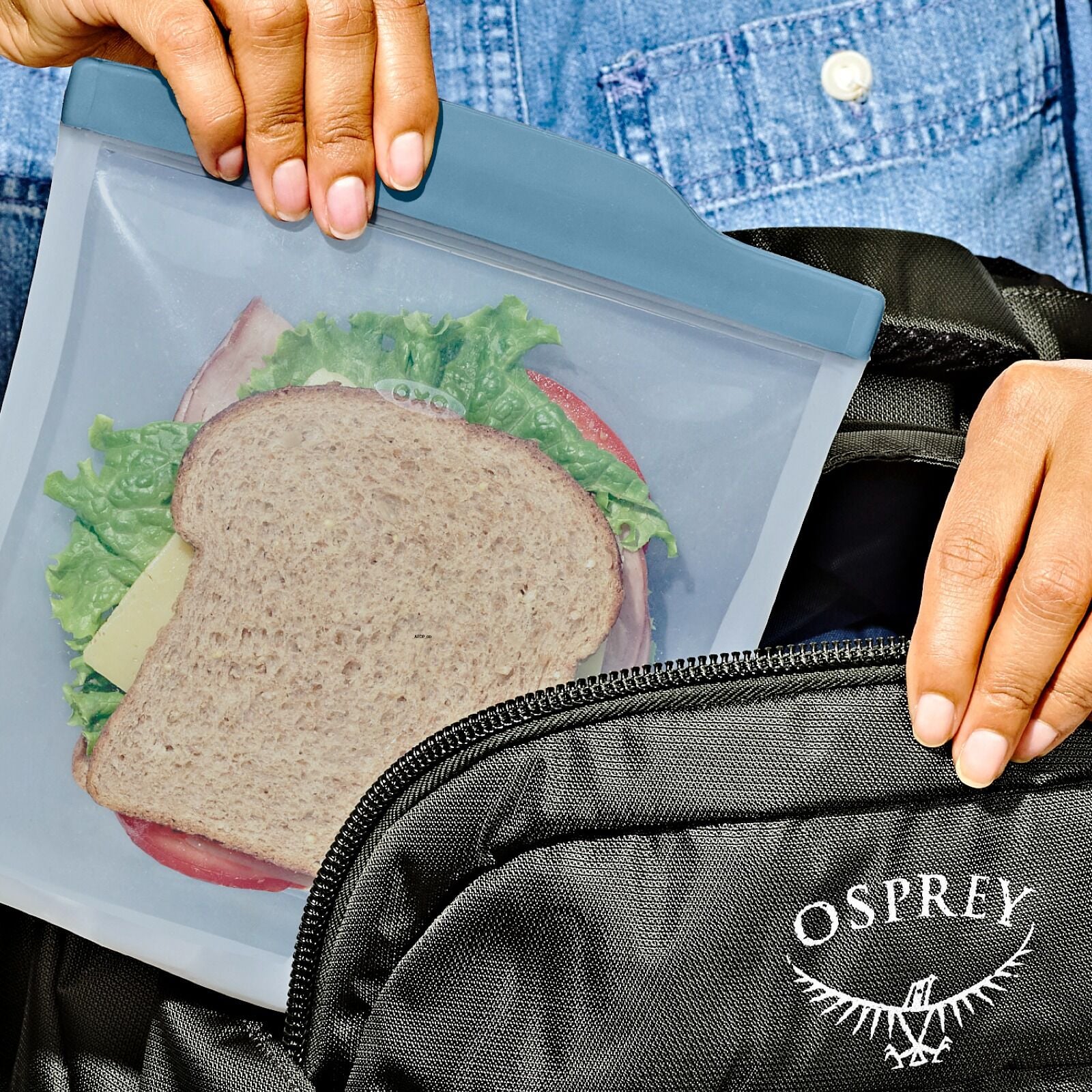 silicone-reusable-bag-sandwich-28-oz-ocean-blue-r5 9114700_26.jpg