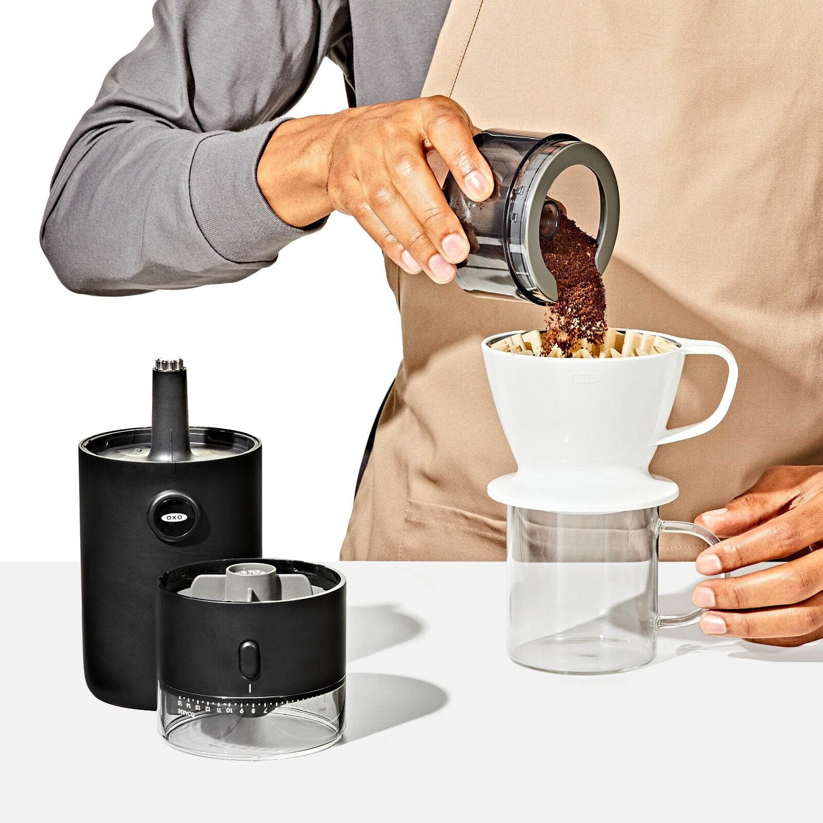 compact-conical-burr-coffee-grinder-i7 brew_8720800_compactgrinder_pdp_06.jpg