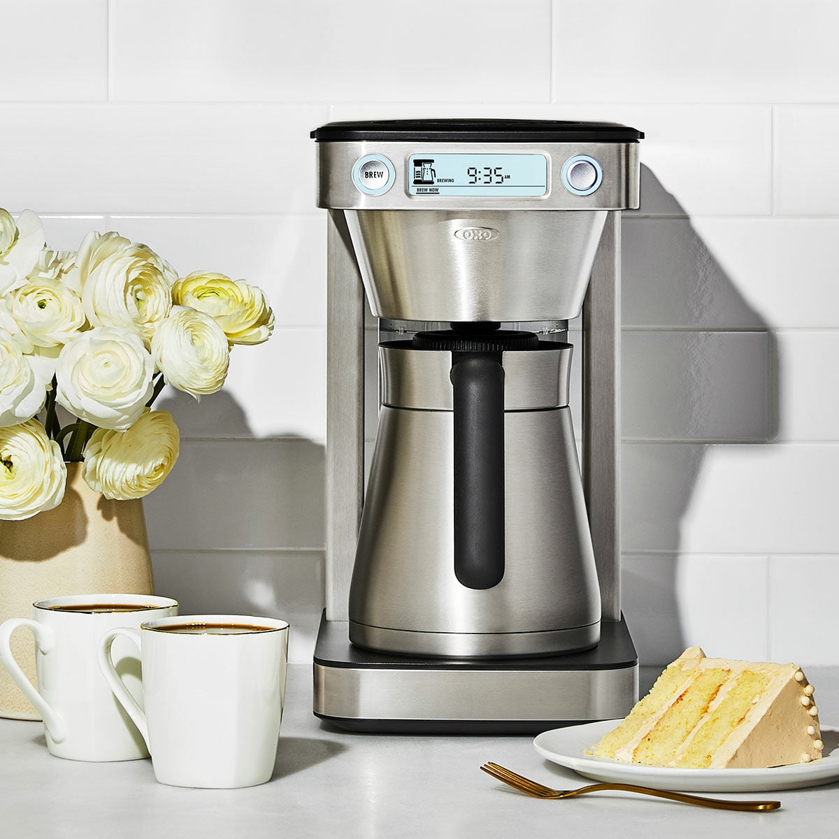 12-cup-coffee-maker-with-podless-single-serve-function-n9 brew_8721200v1_12cupcoffeemaker_37.jpg