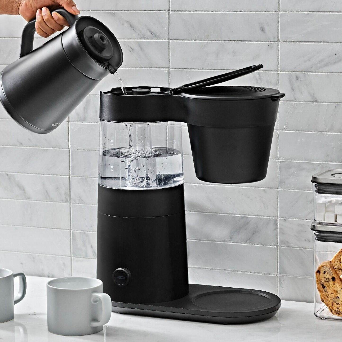 9-cup-coffee-maker-matte-black-l0 brew_8725000_9-cup-coffee-maker-black_pdp_04.jpeg