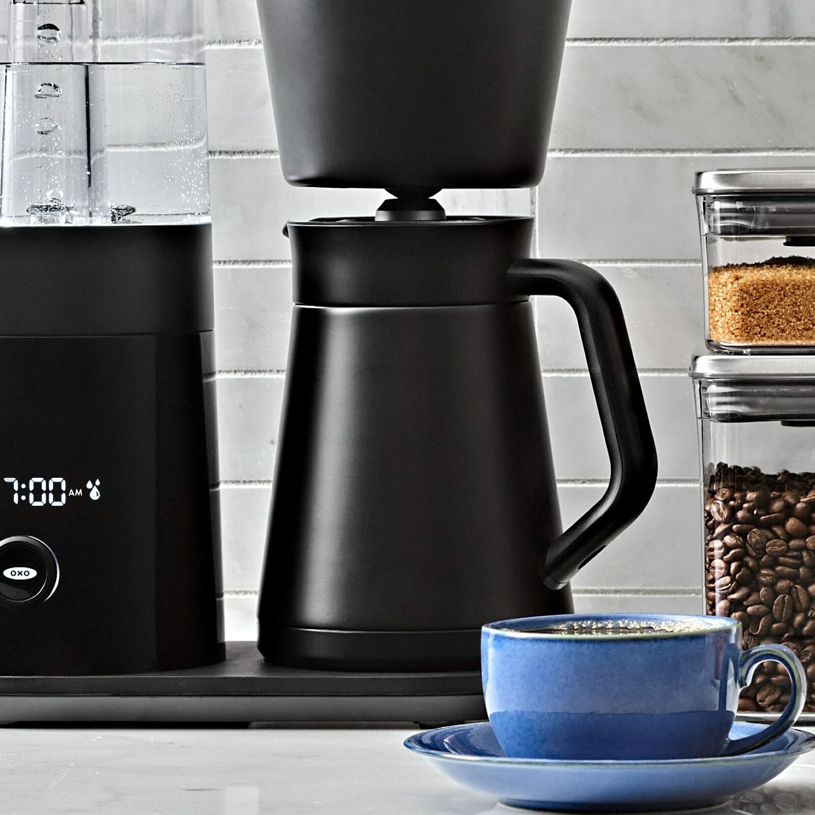 replacement-carafe-for-9-cup-coffee-maker-matte-black-z7 brew_8725100_9-cup-coffee-maker-black-carafe_pdp_03_1_.jpeg