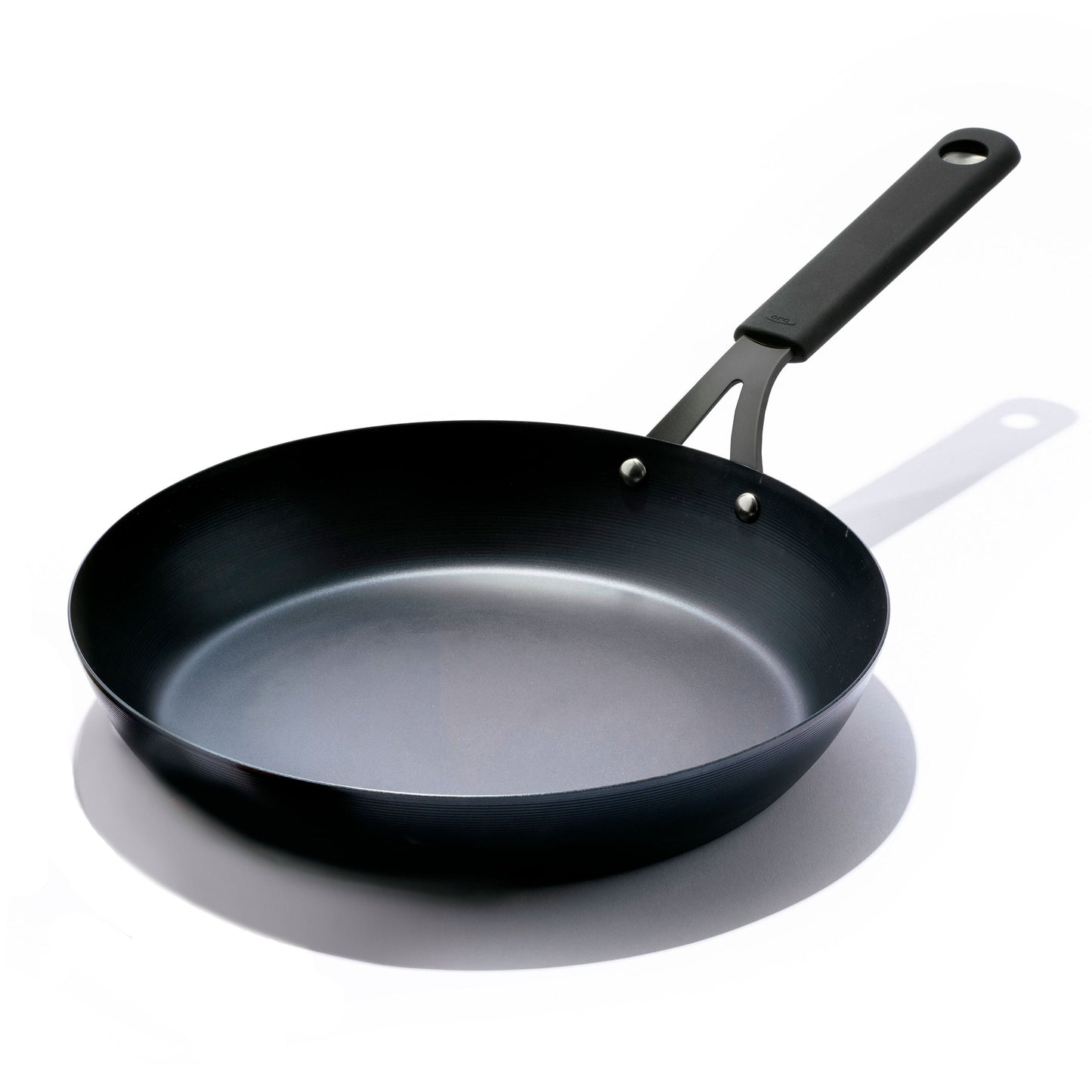 oxo-carbon-steel-obsidian-series-12-inch-frypan-with-silicone-sleeve-b0 cc005101-001-1.jpg