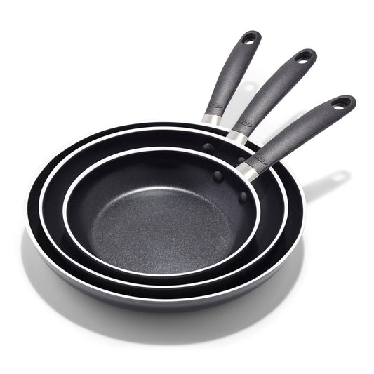 non-stick-pro-every-day-3-piece-frying-pan-set-z6 cc010474-001-oxo-non-stick-everyday-8-10-12-3-piece-open-frypan-set_pdp_01.jpg