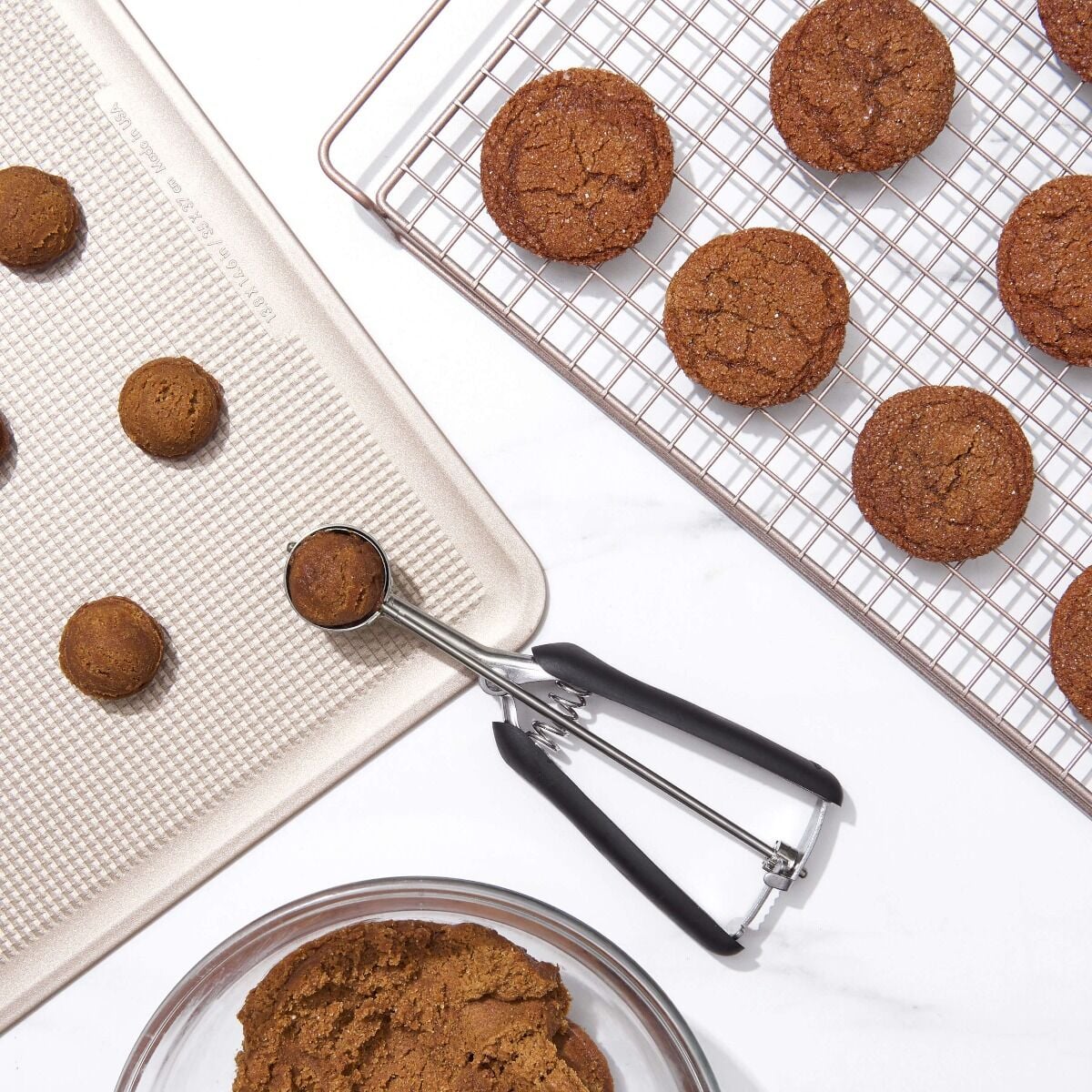 small-cookie-scoop-q4 gg_1044083_9_1_.jpg