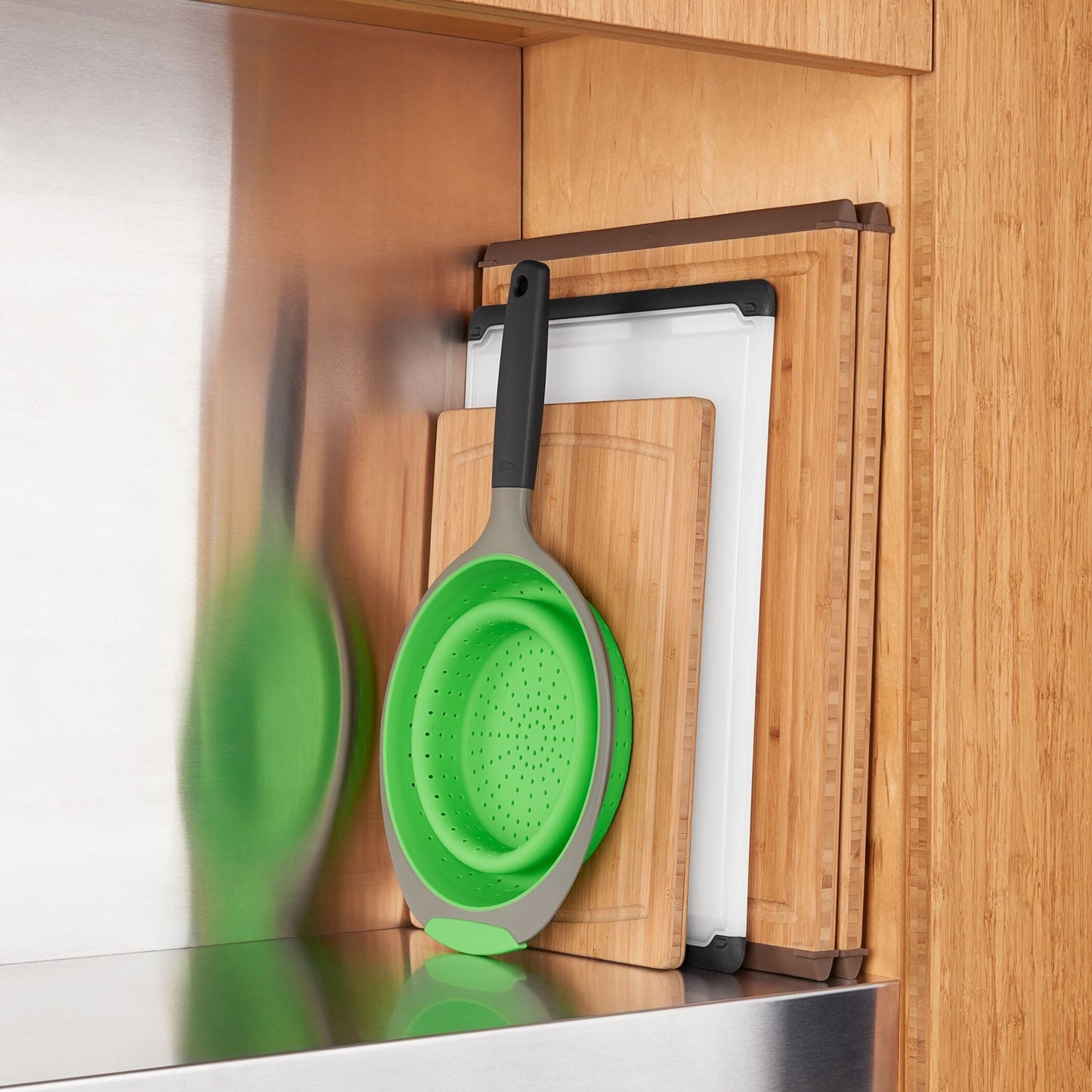 silicone-collapsible-strainer-2-0-qt-r4 gg_11208300_9.jpg