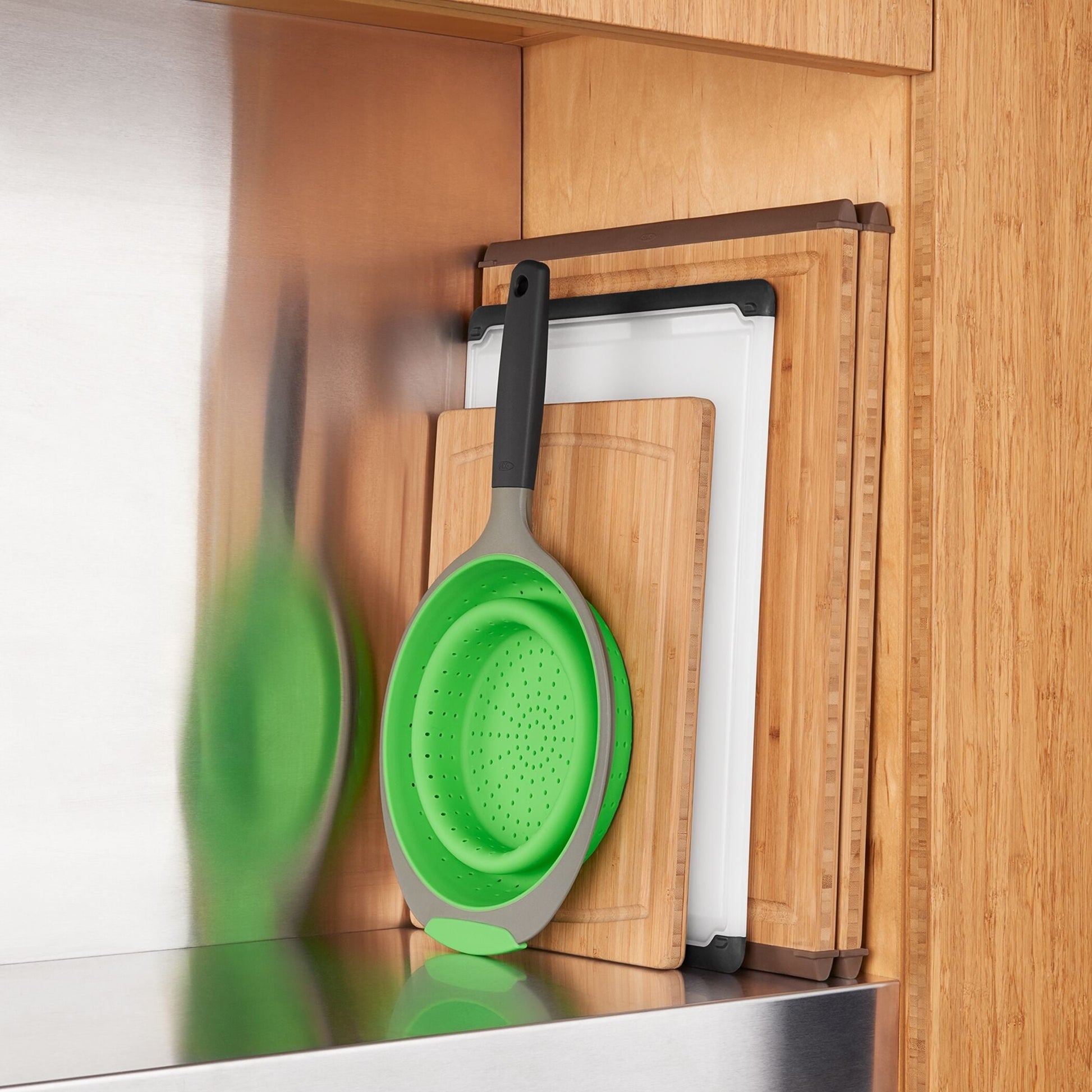 silicone-collapsible-strainer-2-0-qt-r4 gg_11208300_9.jpg