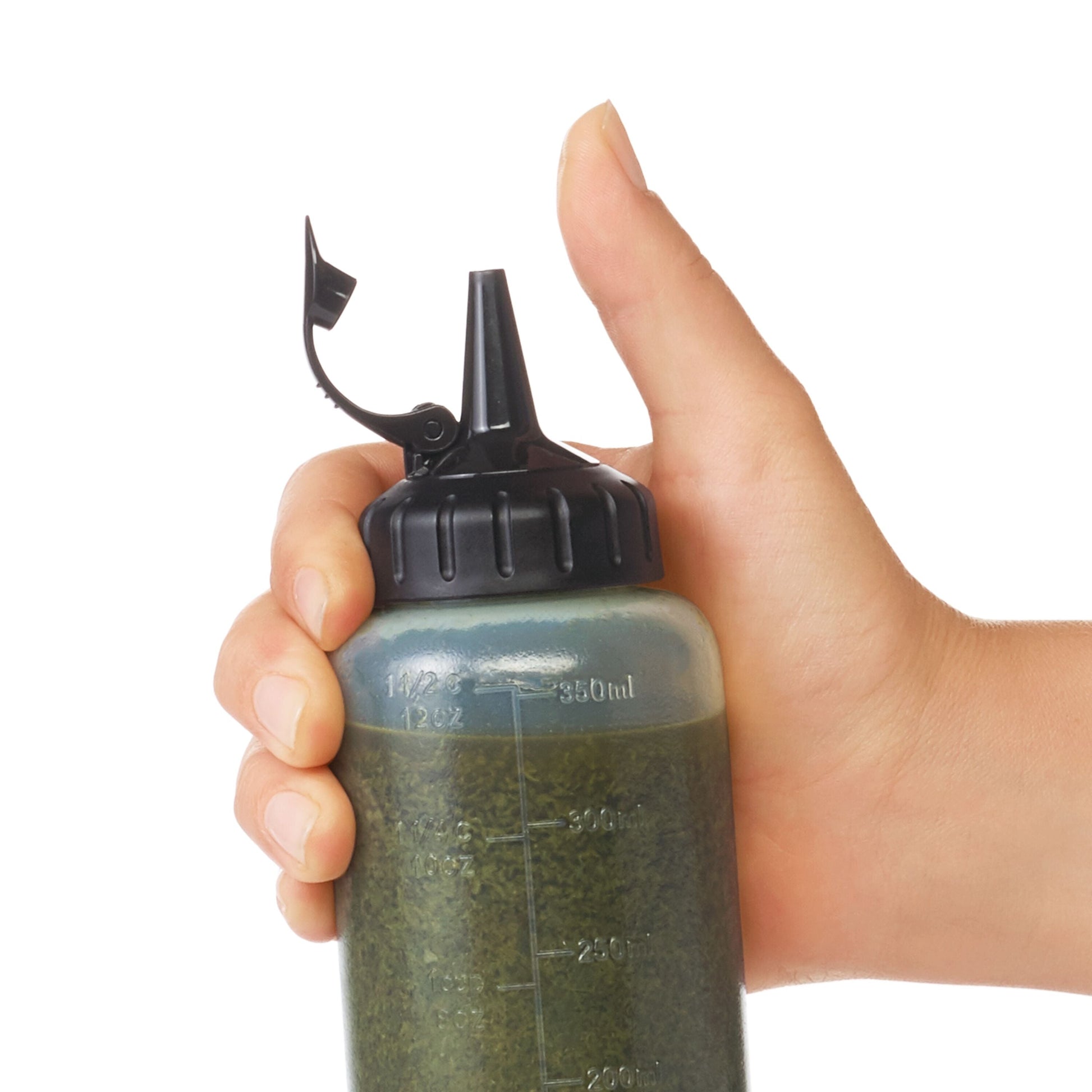 oxo-chef-s-squeeze-bottles-6-ounces-s5 gg_11219200_4c.jpg