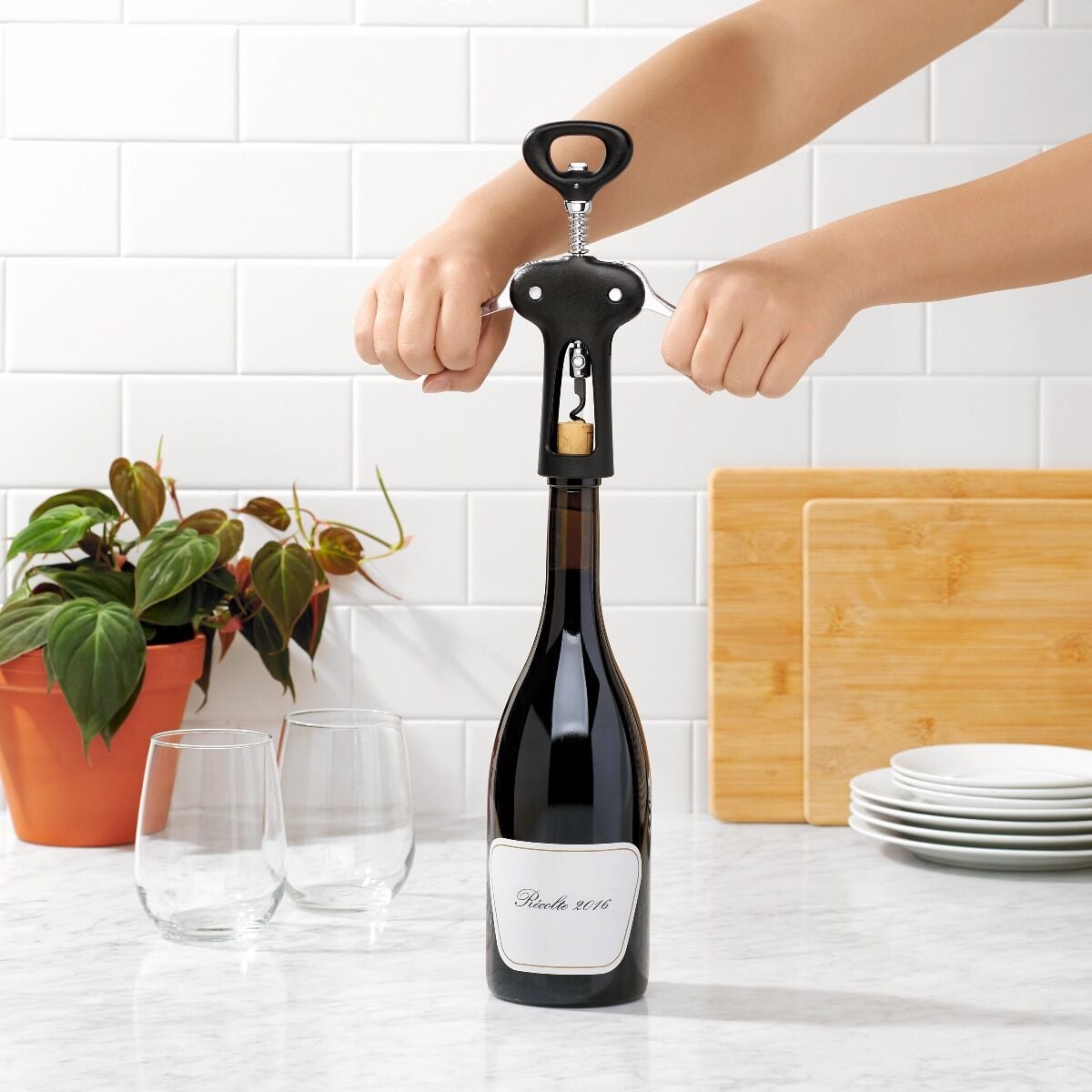 oxo-good-grips-winged-corkscrew-with-bottle-opener-c8 gg_11245400_4a.jpg
