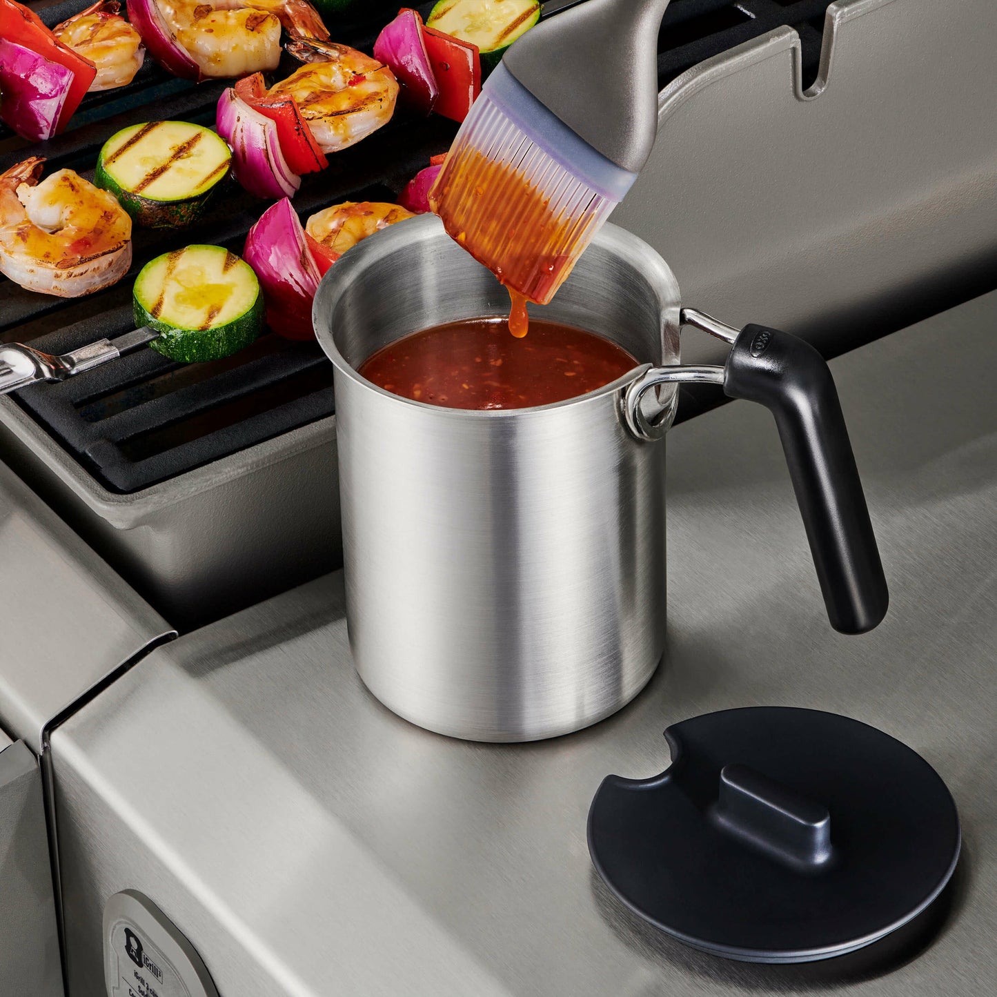 grilling-basting-pot-and-brush-set-j3 gg_11320400_052020_3_rgb_1_.jpg