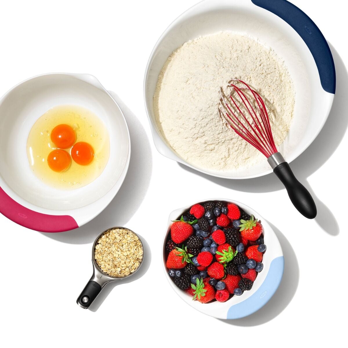 3-piece-mixing-bowl-set-new-colored-handles-v1 gg_11323100_012021_11_p_rgb_1.jpg