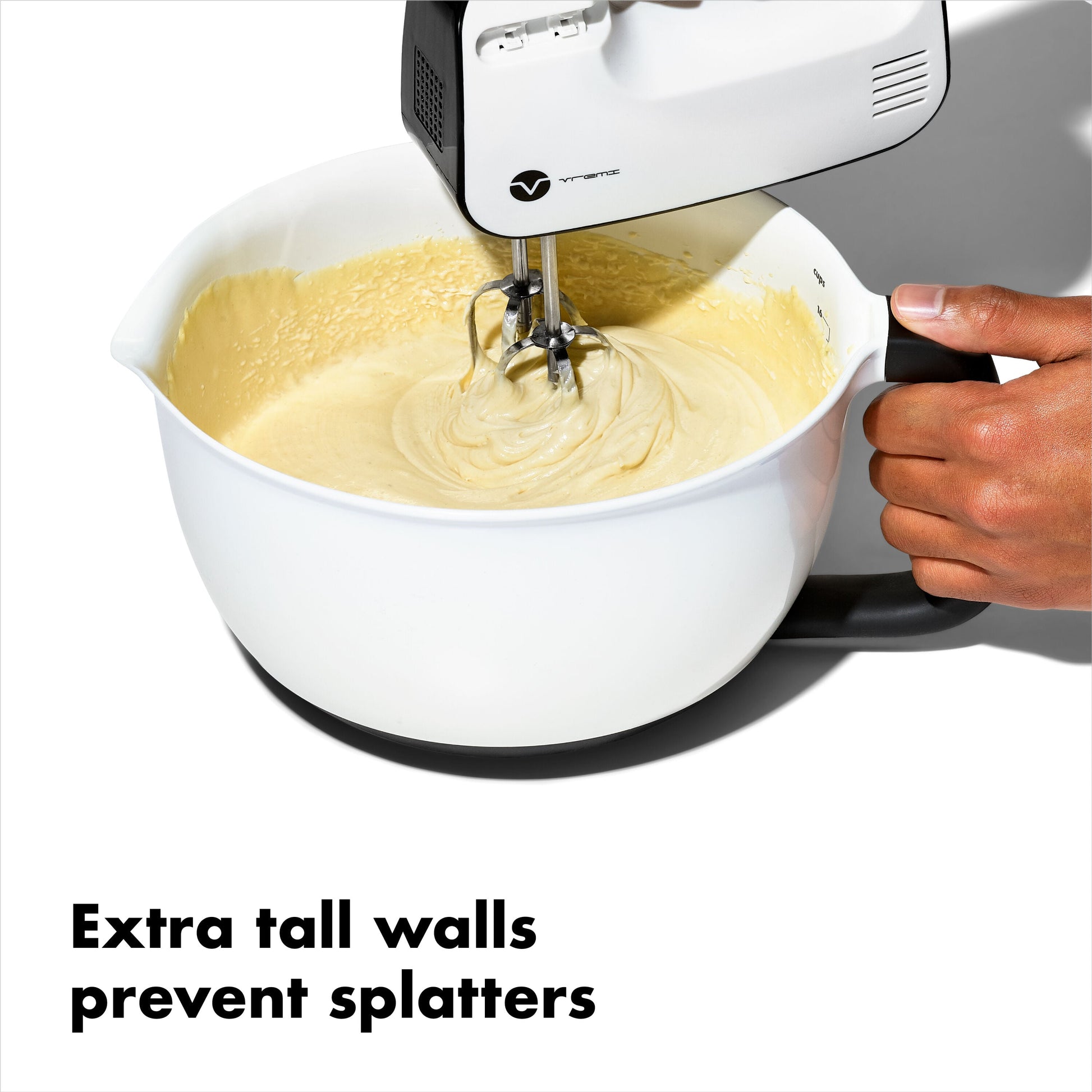 oxo-good-grips-4-qt-4-l-batter-bowl-with-lid-q3 gg_11325000_8.jpg