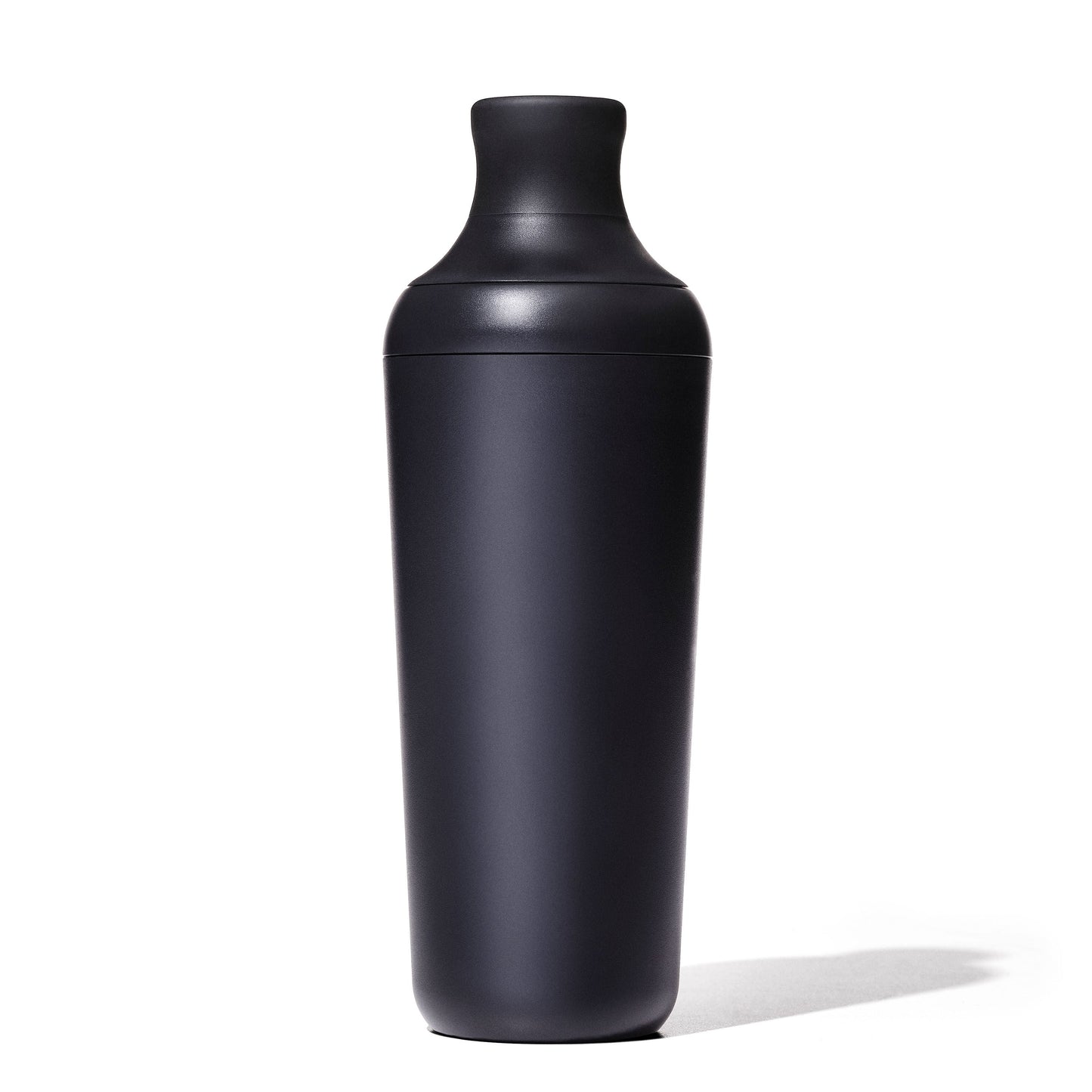 oxo-good-grips-plastic-cocktail-shaker-20-oz-590-ml-capacity-o1 gg_11327200_012221_06_rgb.jpg