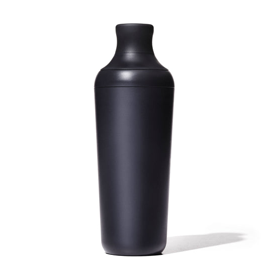 oxo-good-grips-plastic-cocktail-shaker-20-oz-590-ml-capacity-o1 gg_11327200_012221_06_rgb.jpg