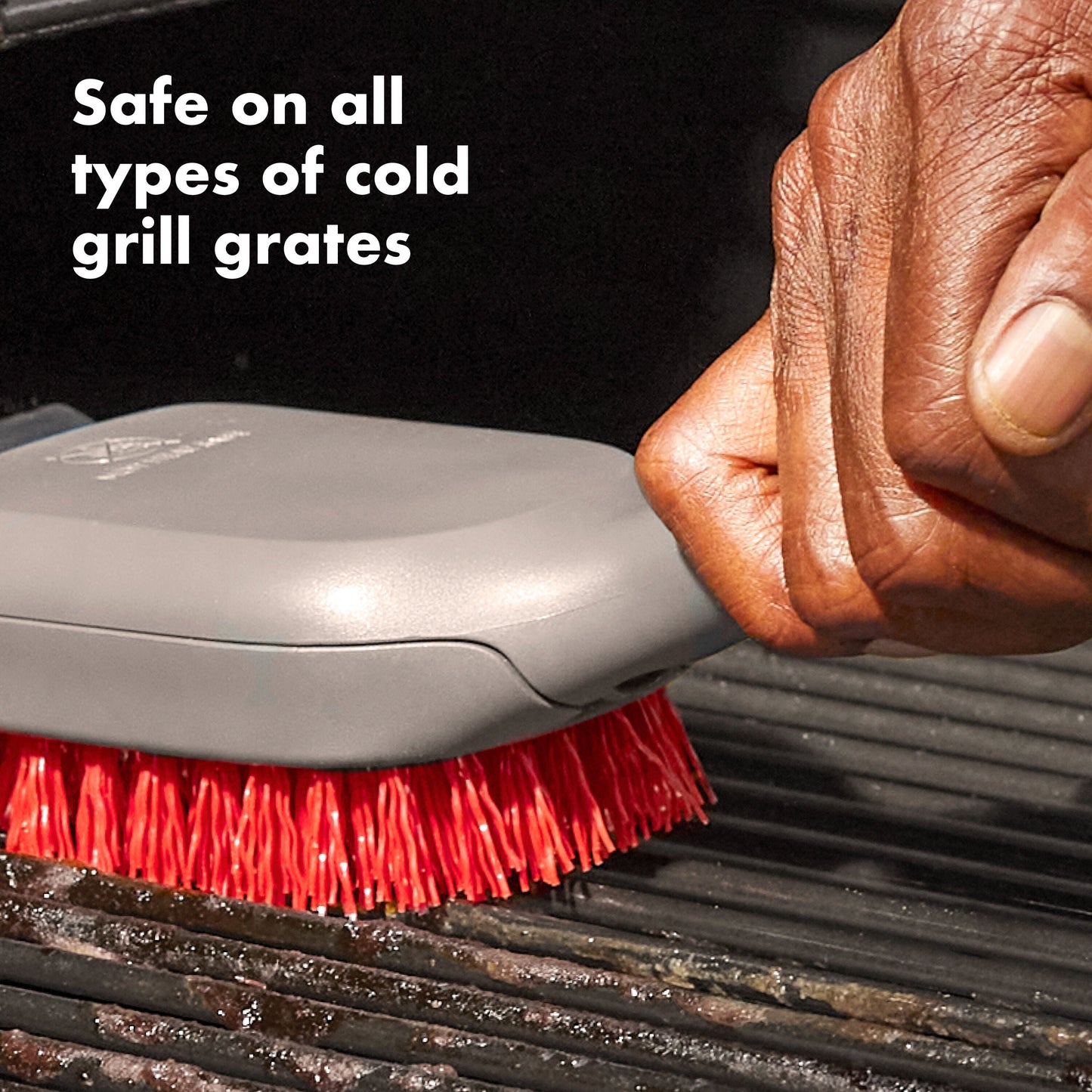 oxo-good-grips-nylon-grill-brush-for-cold-cleaning-g4 gg_11329400_8a.jpg