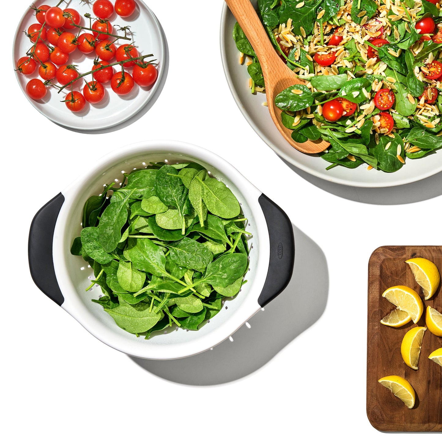 plastic-colander-i3 gg_11331000_plasticcolander3qt_pdp_04.jpg