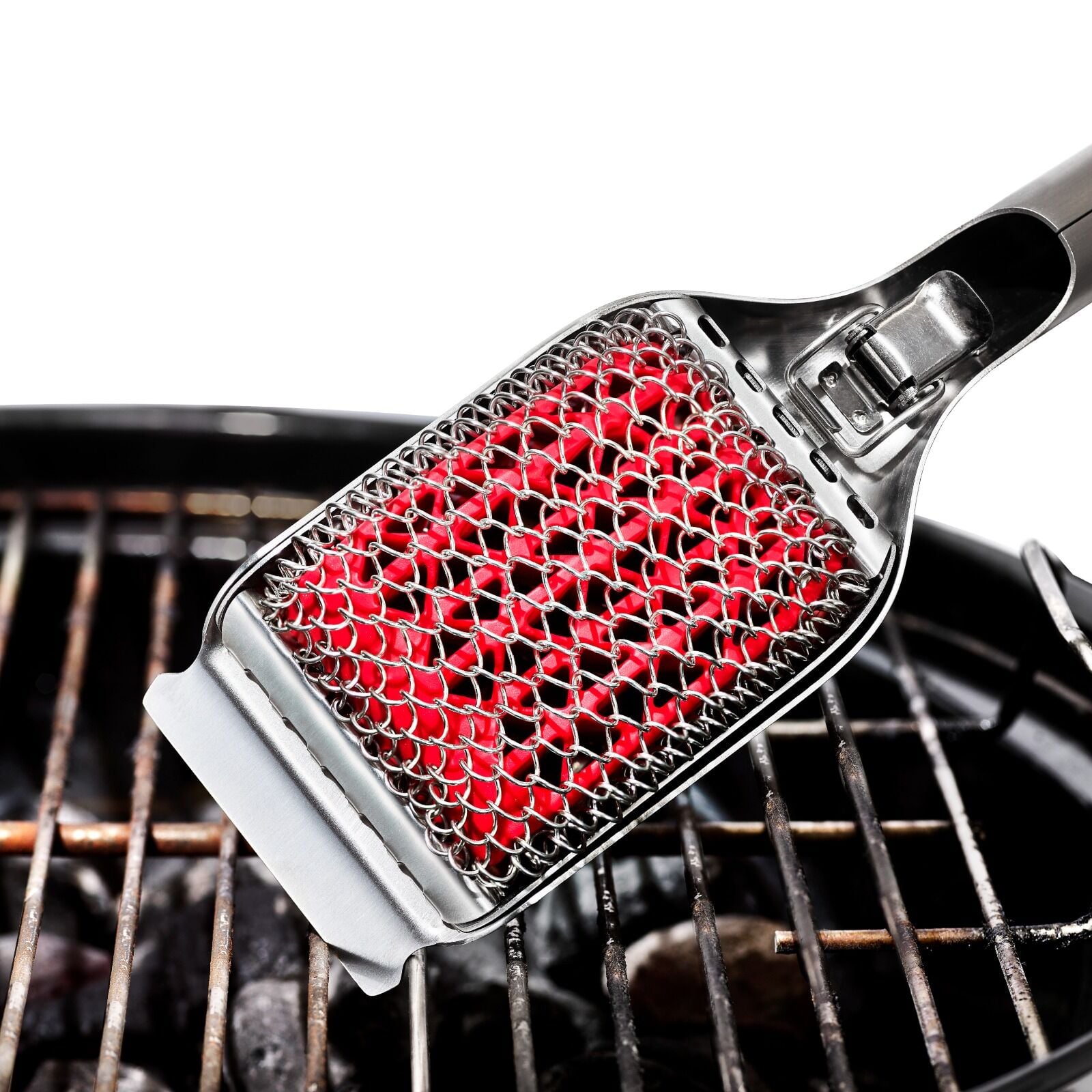 coiled-grill-brush-with-replaceable-head-q1 gg_11356300_coiledgrillbrush_pdp_04.jpg