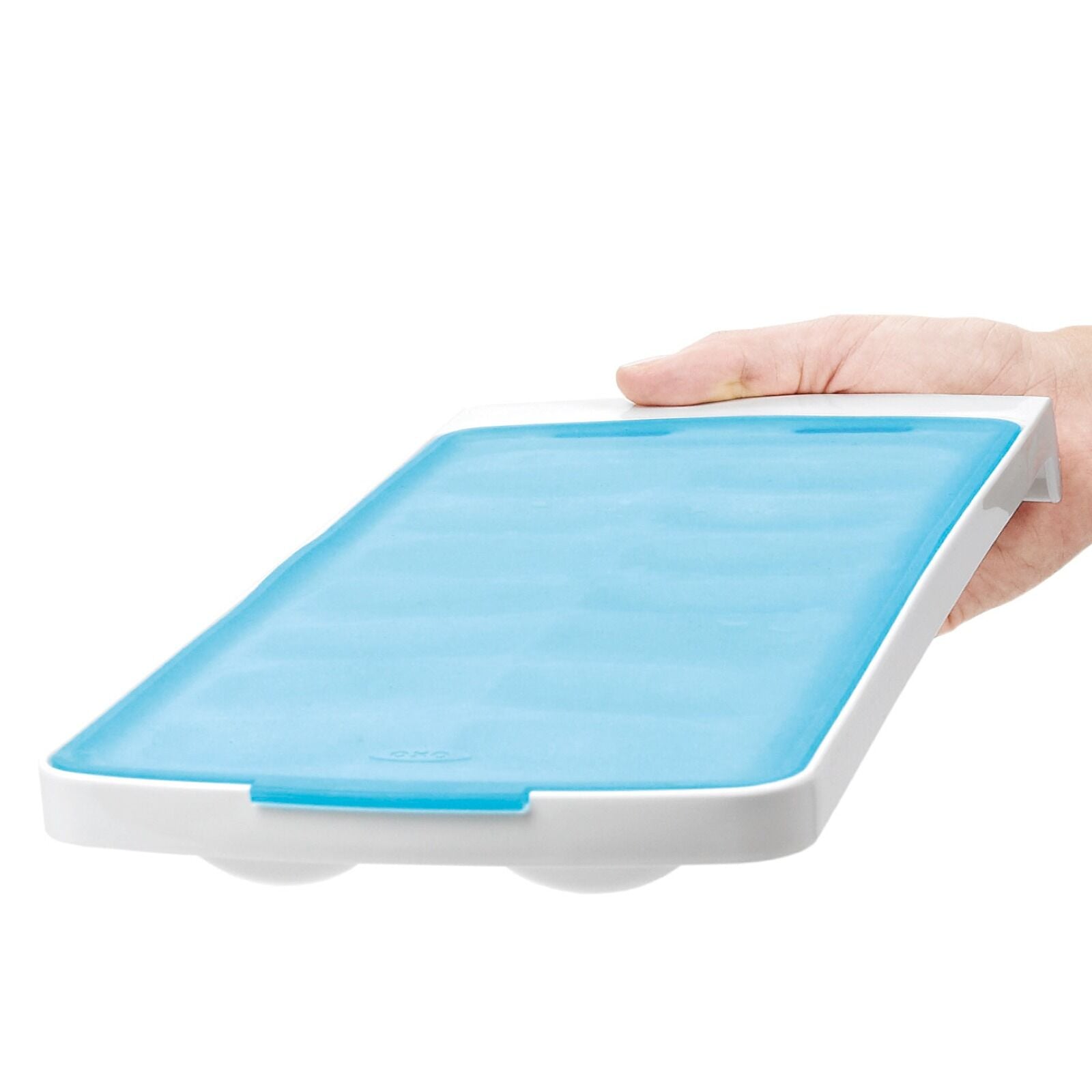 no-spill-ice-cube-tray-2-pack-f5 gg_11362000_nospillicecubetray2pk_pdp_03.jpg