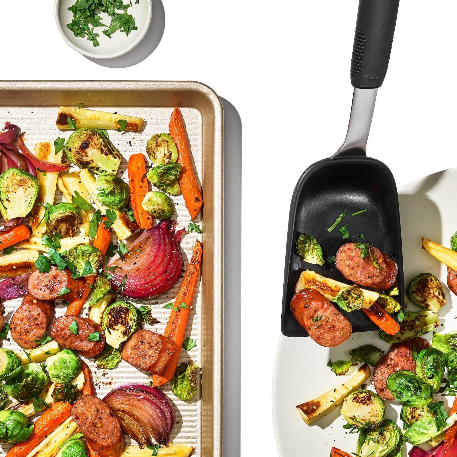 sheet-pan-scoop-y8 gg_11375300_sheetpanscoop_pdp_05.jpg