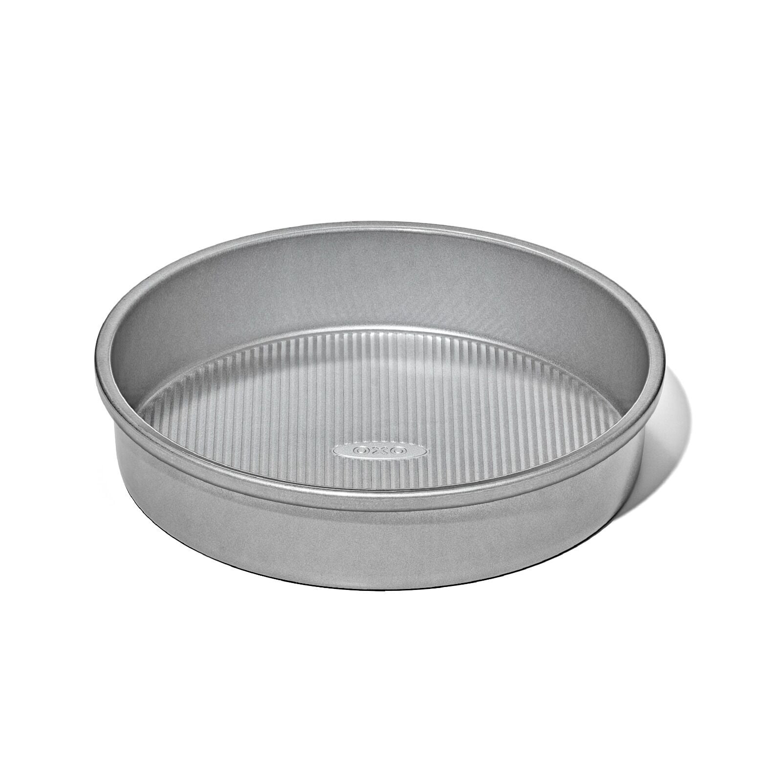 non-stick-pro-clear-coated-9in-round-cake-pan-d7 gg_11435100_9in-round-cake-pan_apdp_00_main.jpeg
