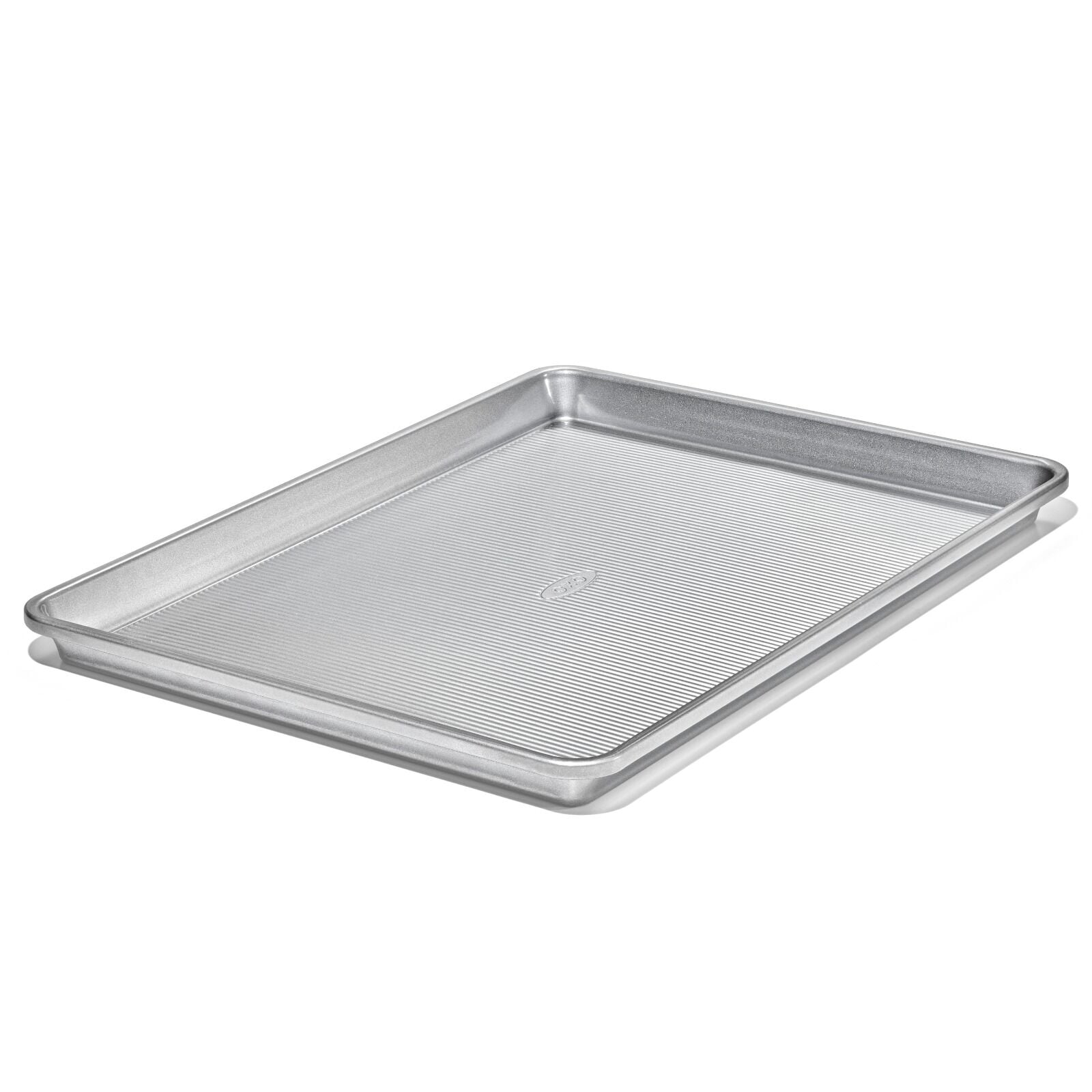 non-stick-pro-clear-coated-half-sheet-pan-l0 gg_11435300_half-sheet-pan_pdp_04.jpeg