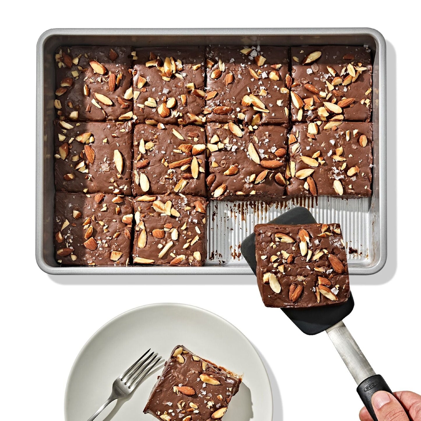 non-stick-pro-clear-coated-9inx13in-cake-pan-n8 gg_11435500_9x13-cake-pan_pdp_03.jpeg