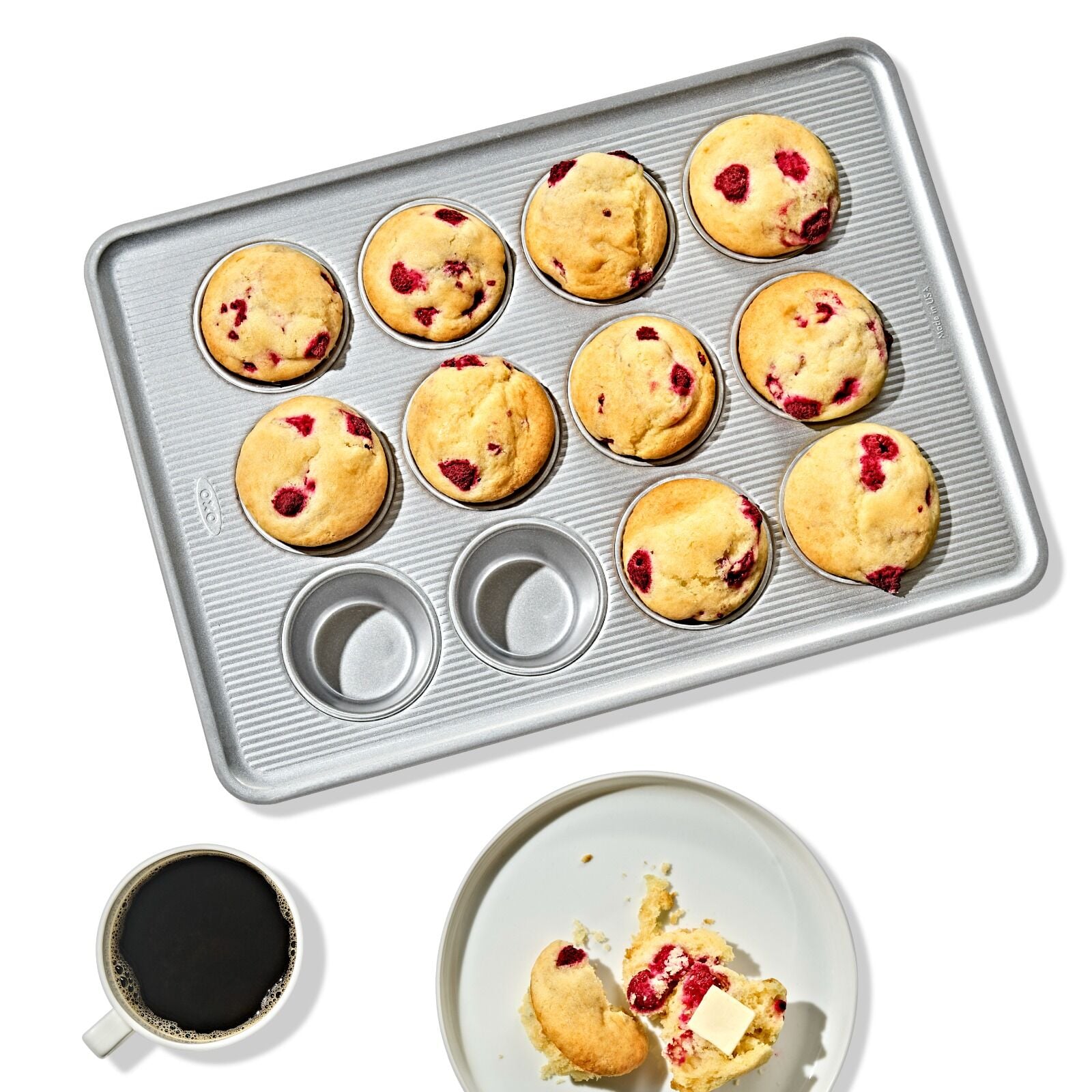 non-stick-pro-clear-coated-12-cup-muffin-pan-a6 gg_11435600_12-cup-muffin-pan_pdp_01.jpeg