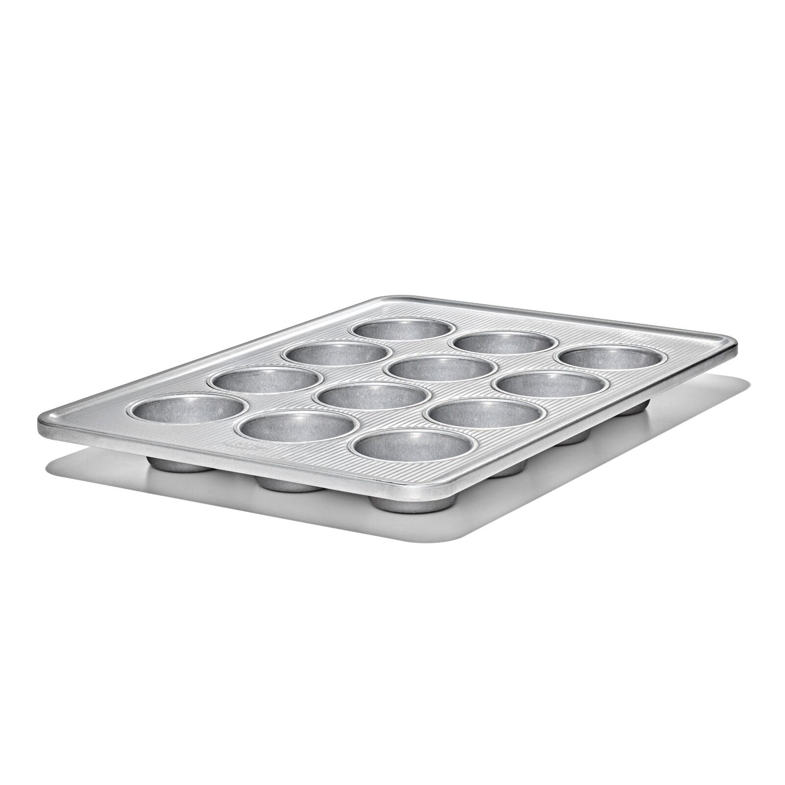 non-stick-pro-clear-coated-12-cup-muffin-pan-a6 gg_11435600_12-cup-muffin-pan_pdp_03.jpeg