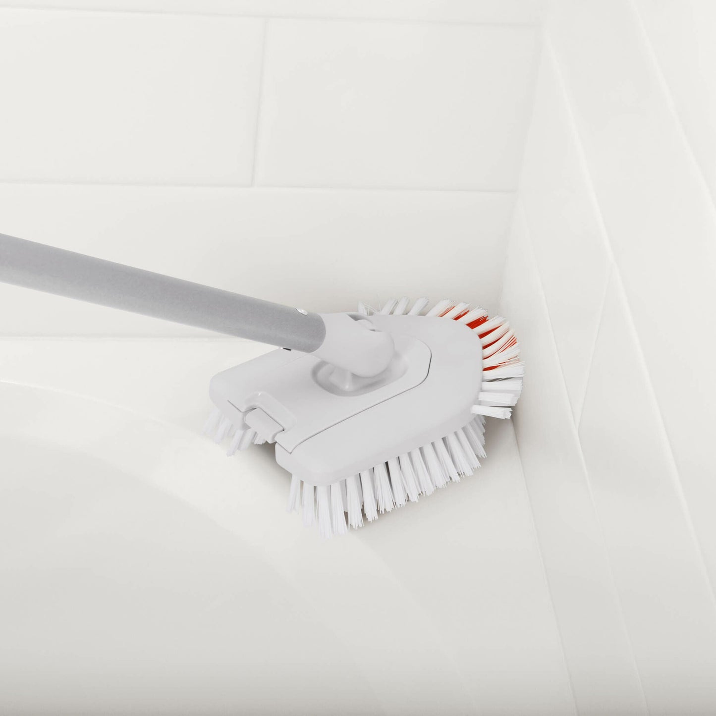 extendable-tub-and-tile-brush-u5 gg_12166000_6_1_.jpg