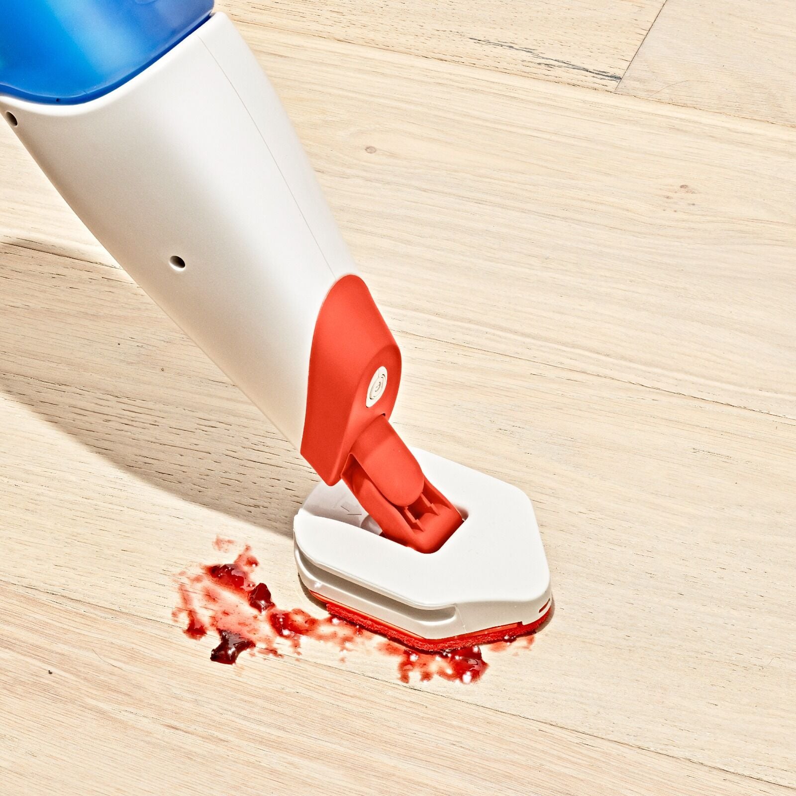 microfiber-spray-mop-m3 gg_12422900_spray-mop_pdp_04.jpeg
