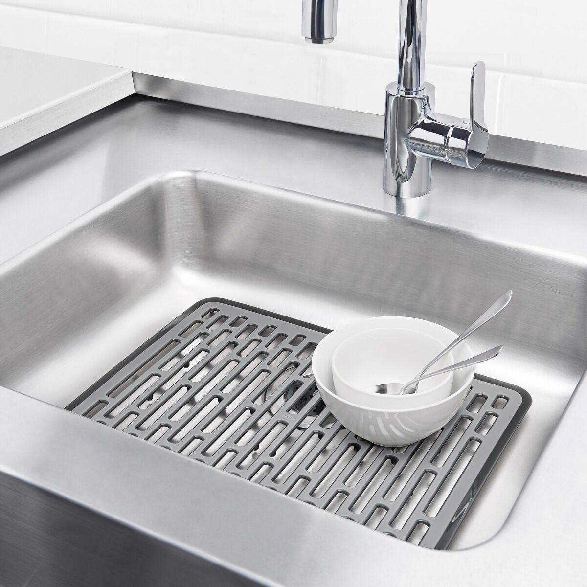 oxo-good-grips-large-sink-mat-u1 gg_13190530_9.jpg