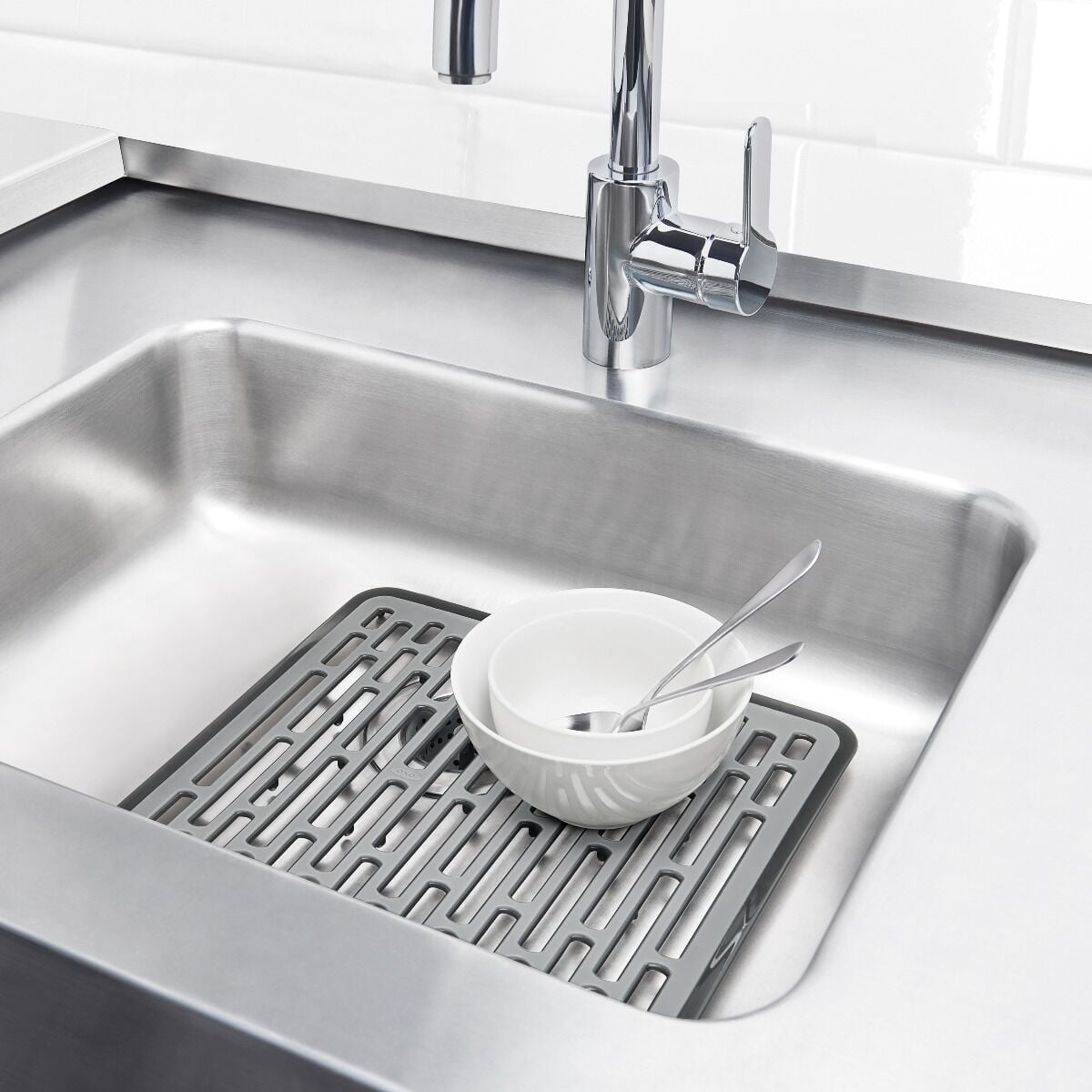 oxo-good-grips-small-sink-mat-c2 gg_13190610_9a.jpg
