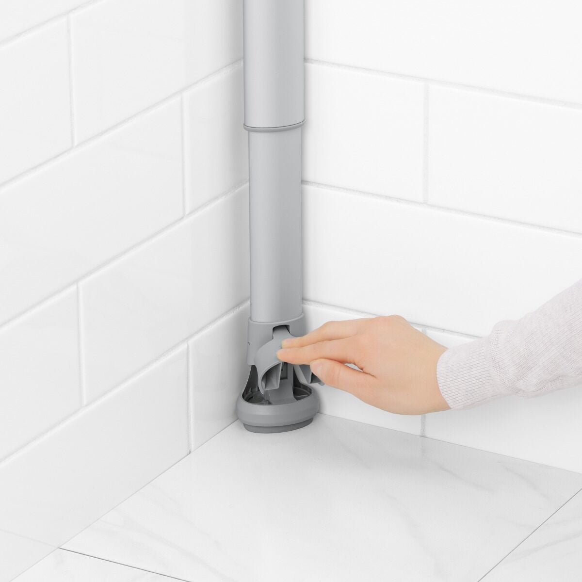 quick-extend-aluminum-pole-caddy-c3 gg_13241500_4c.jpg