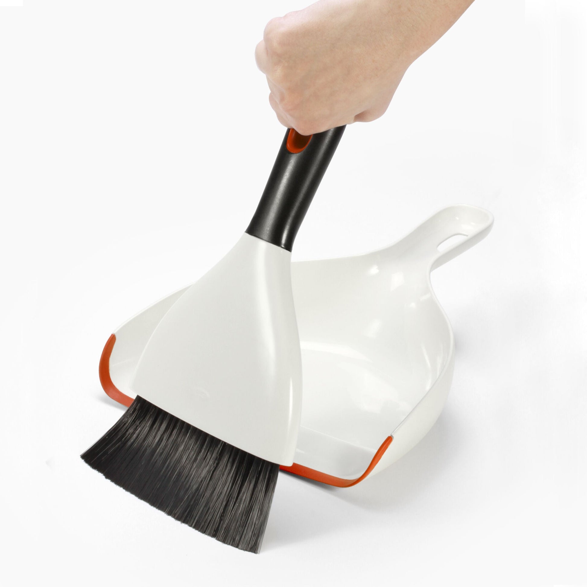dustpan-and-brush-set-j6 gg_1334480_7_dustpan_brush_set.jpg